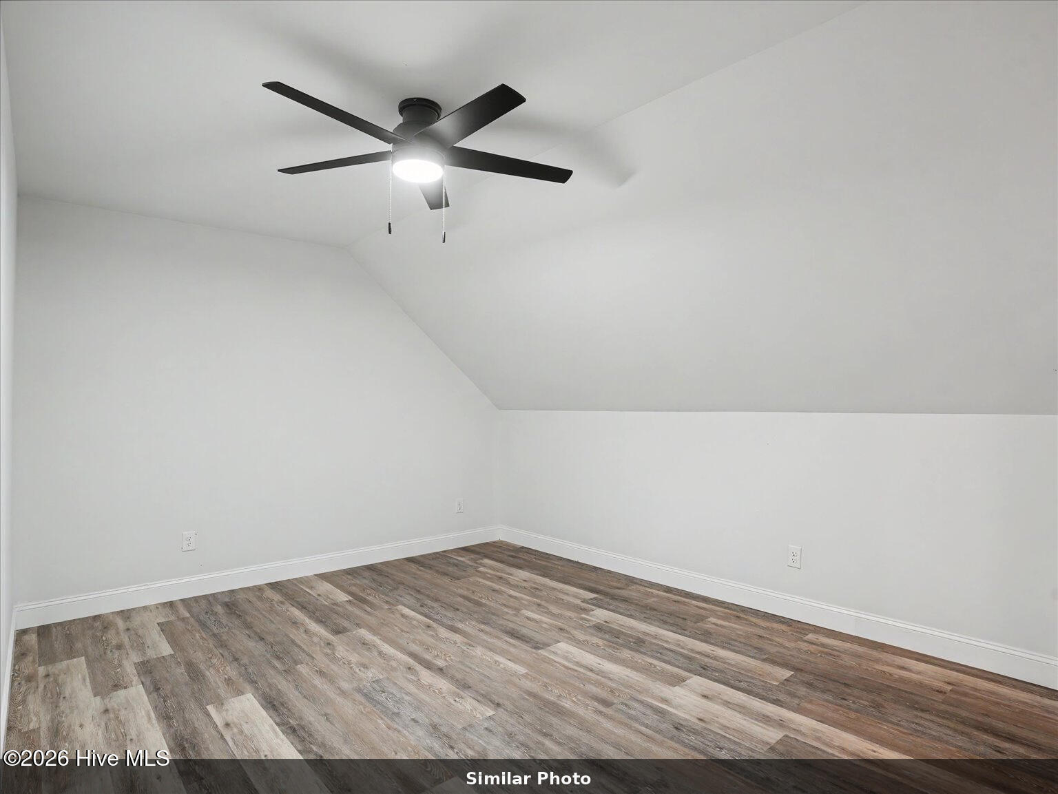 504 Saratoga Road Property Photo 16