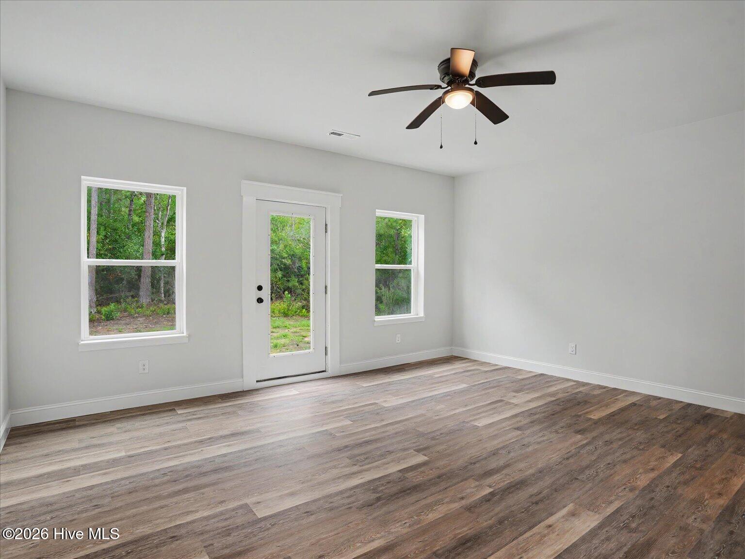 603 Pennywort Court Property Photo 9