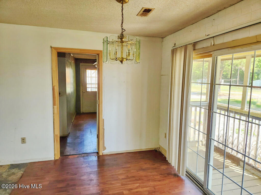 3941 Burnette Farm Road Property Photo 8