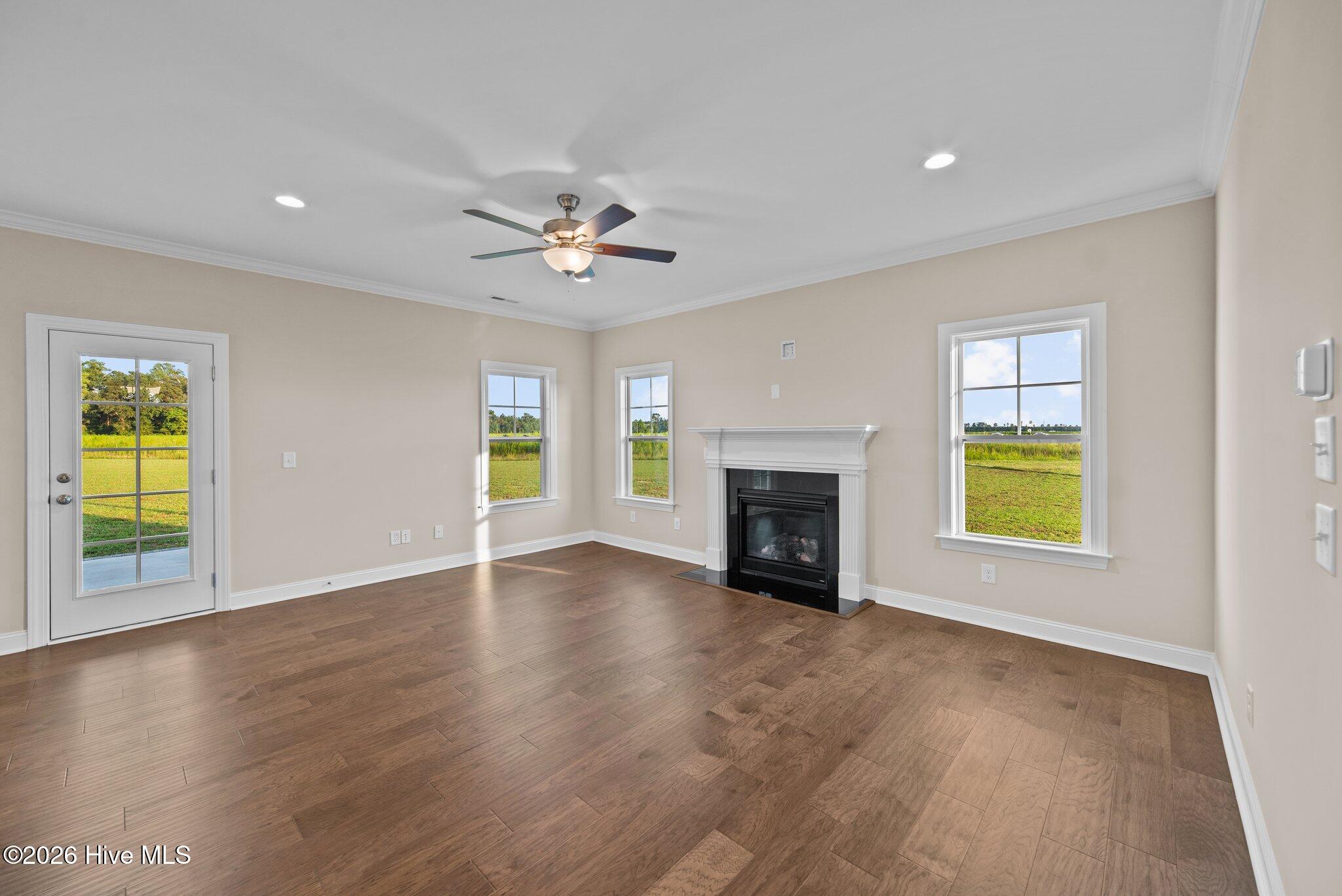 2712 Frances Court Property Photo 6