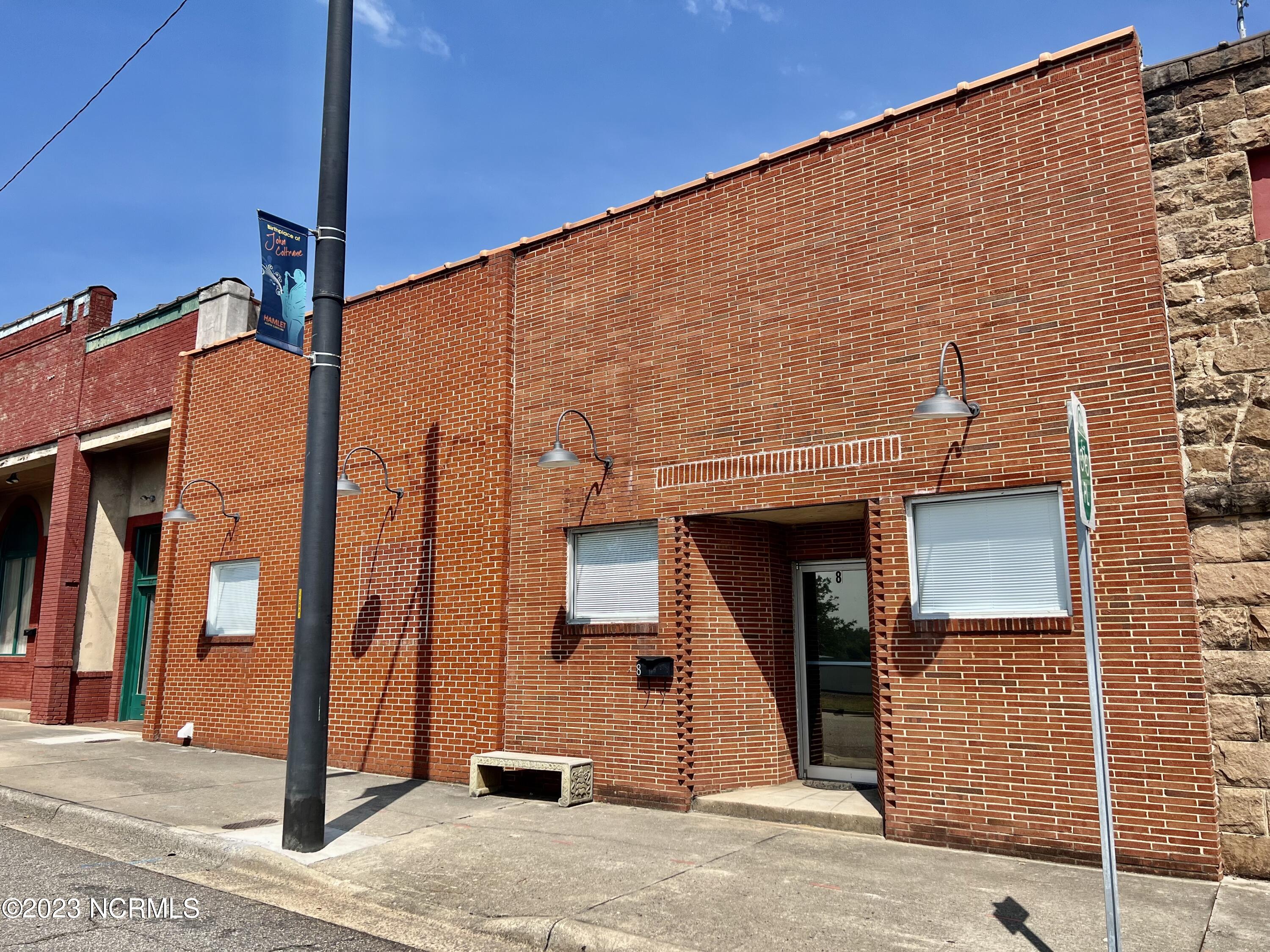 8 Front Street Property Photo 1