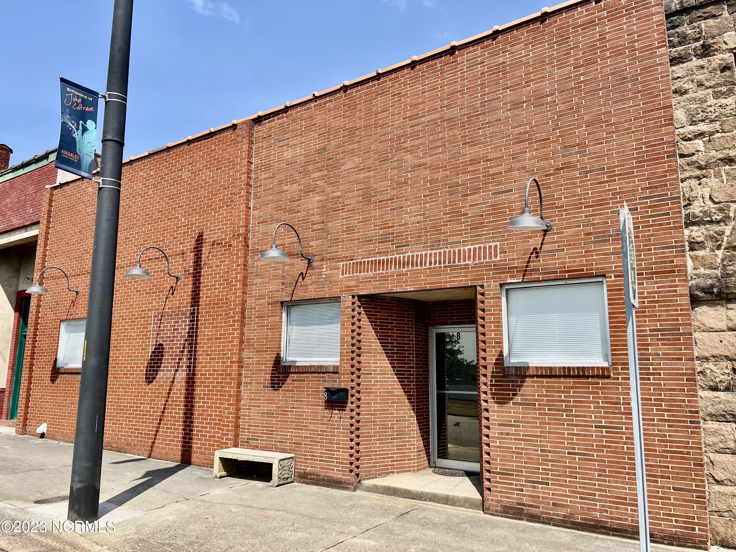 8 Front Street Property Photo 2