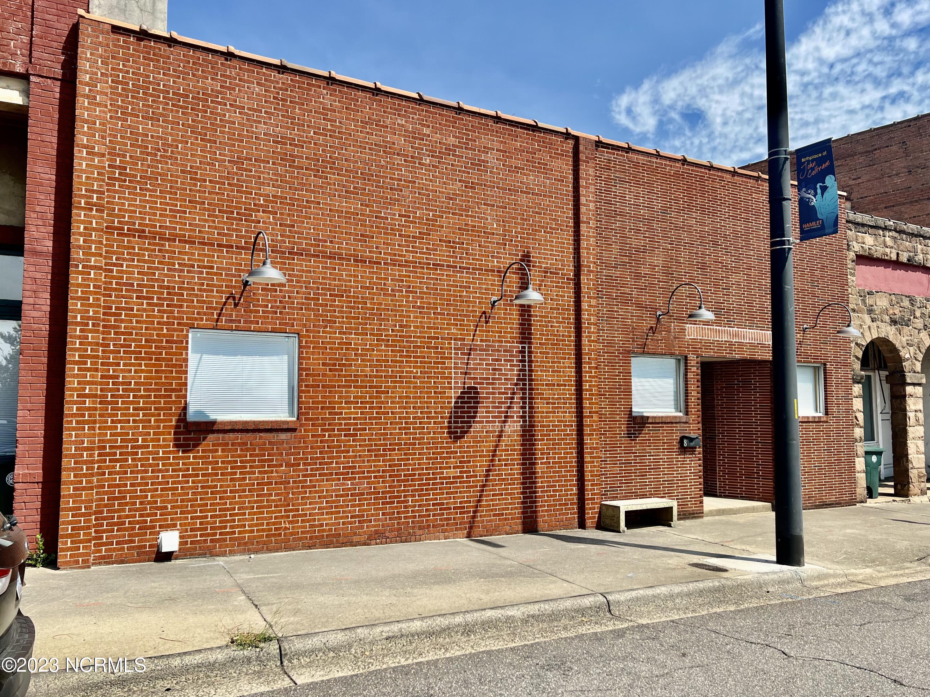 8 Front Street Property Photo 9