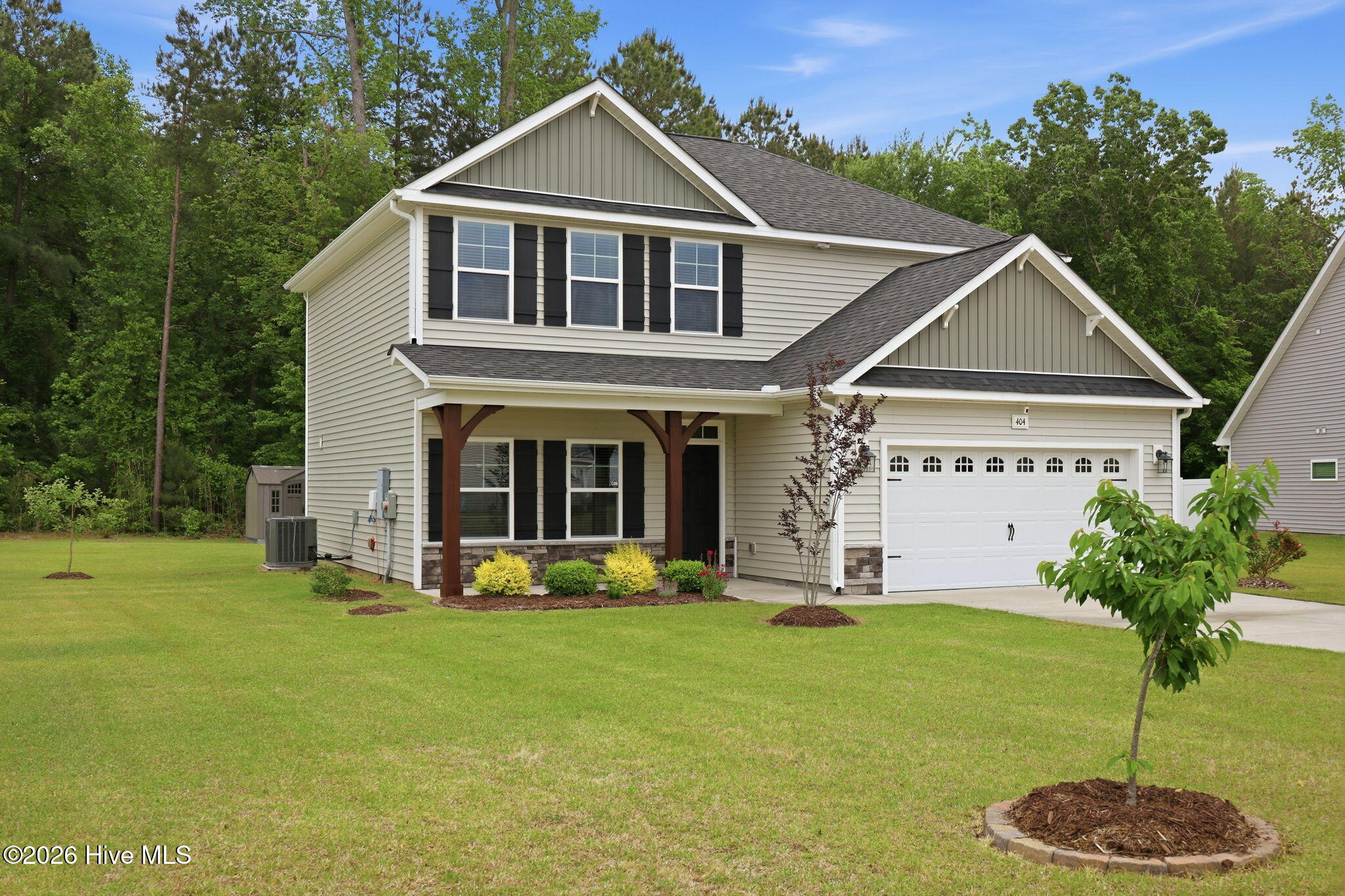 404 Holly Grove Drive Property Photo 4