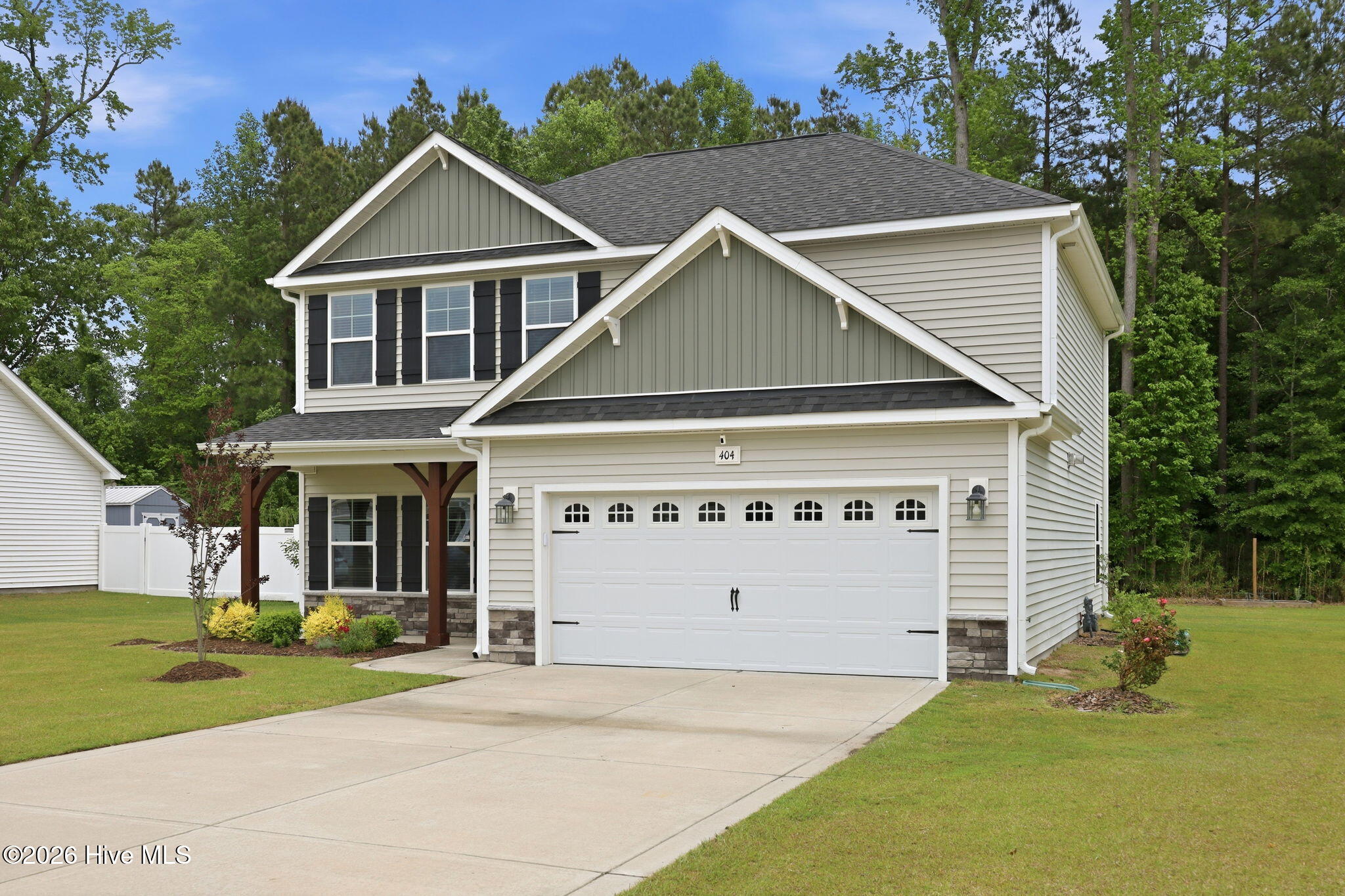 404 Holly Grove Drive Property Photo 6
