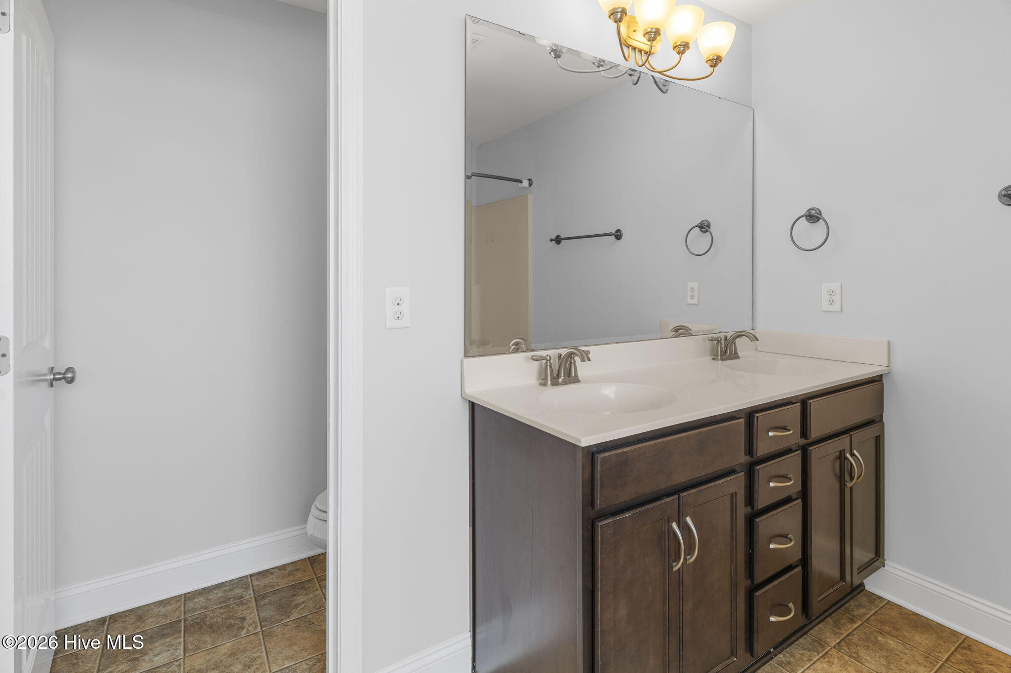 8037 Footpath Road Property Photo 29