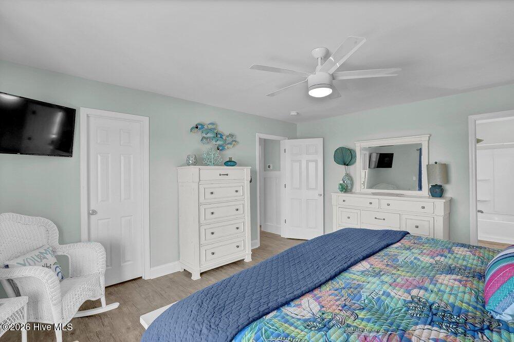 2416 Island Drive Property Photo 29