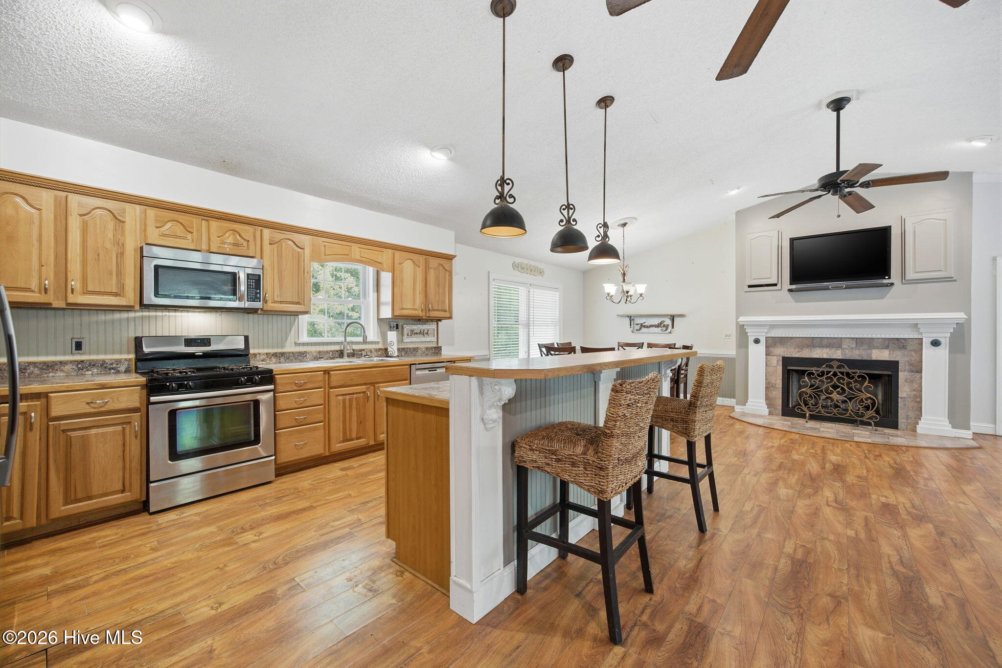 104 Old River Road Property Photo 12