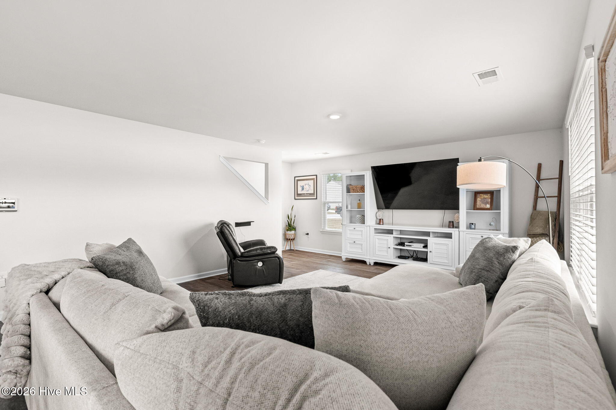 205 Seasons Trace Loop Property Photo 12