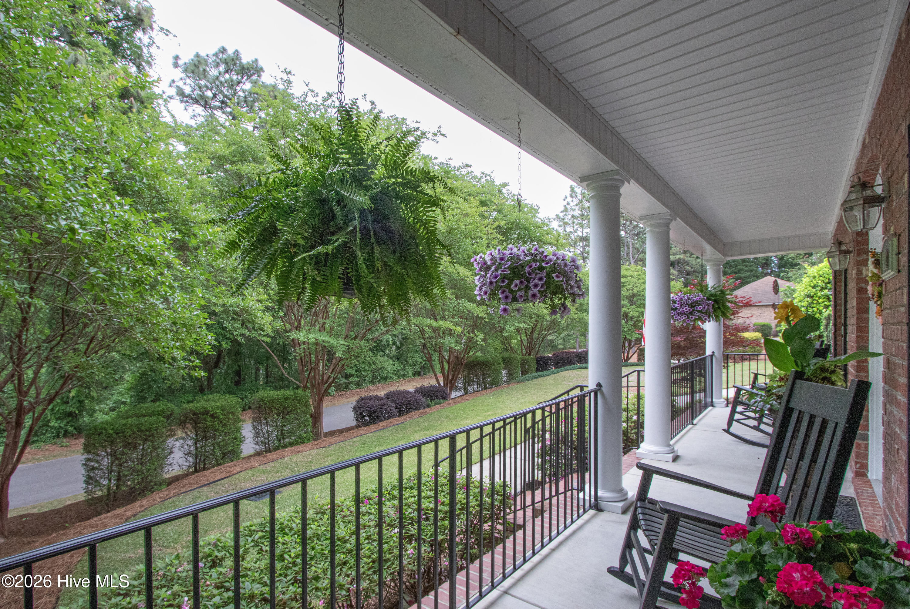 90 Bridle Path Circle Property Photo 5