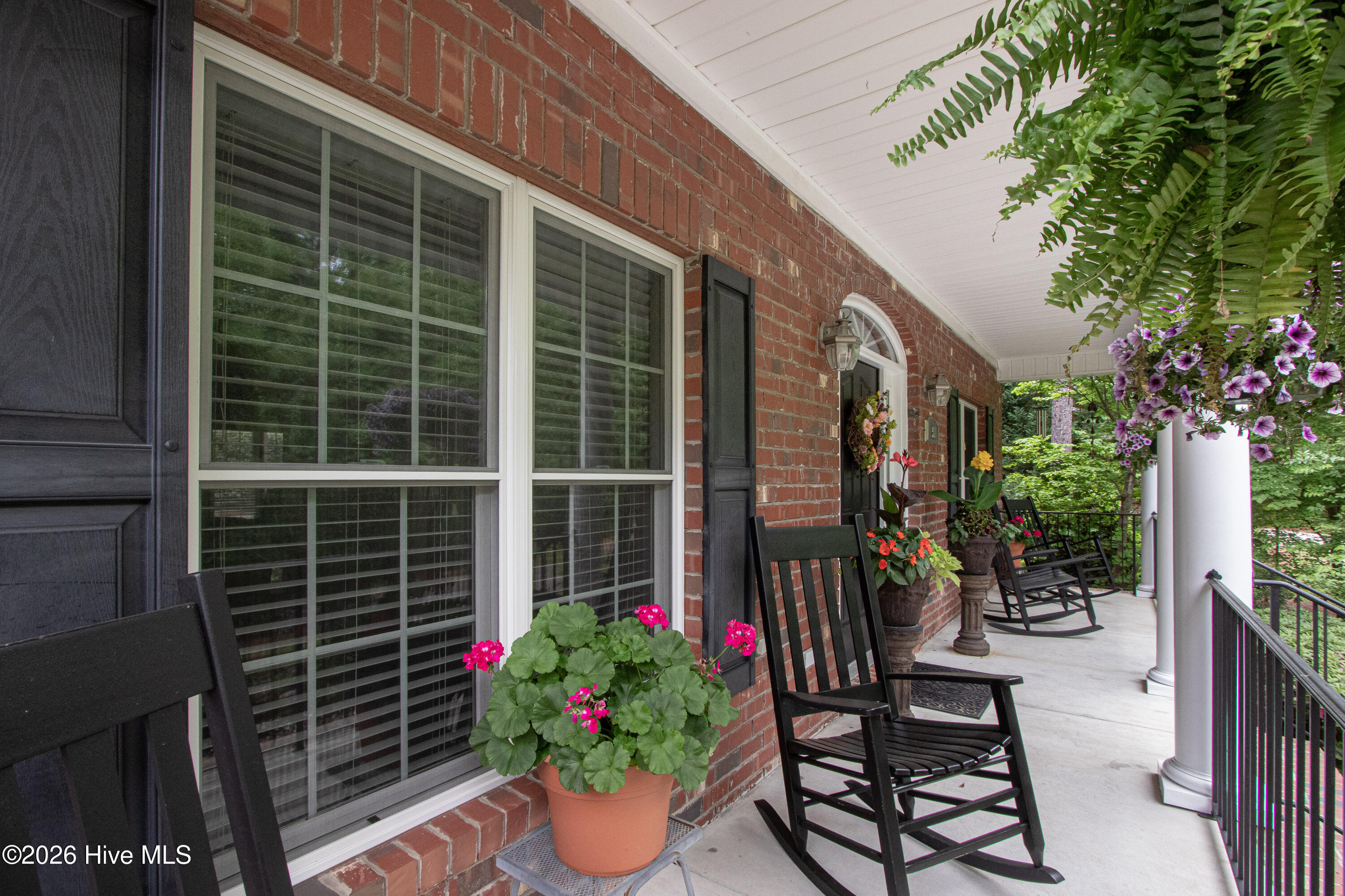 90 Bridle Path Circle Property Photo 6