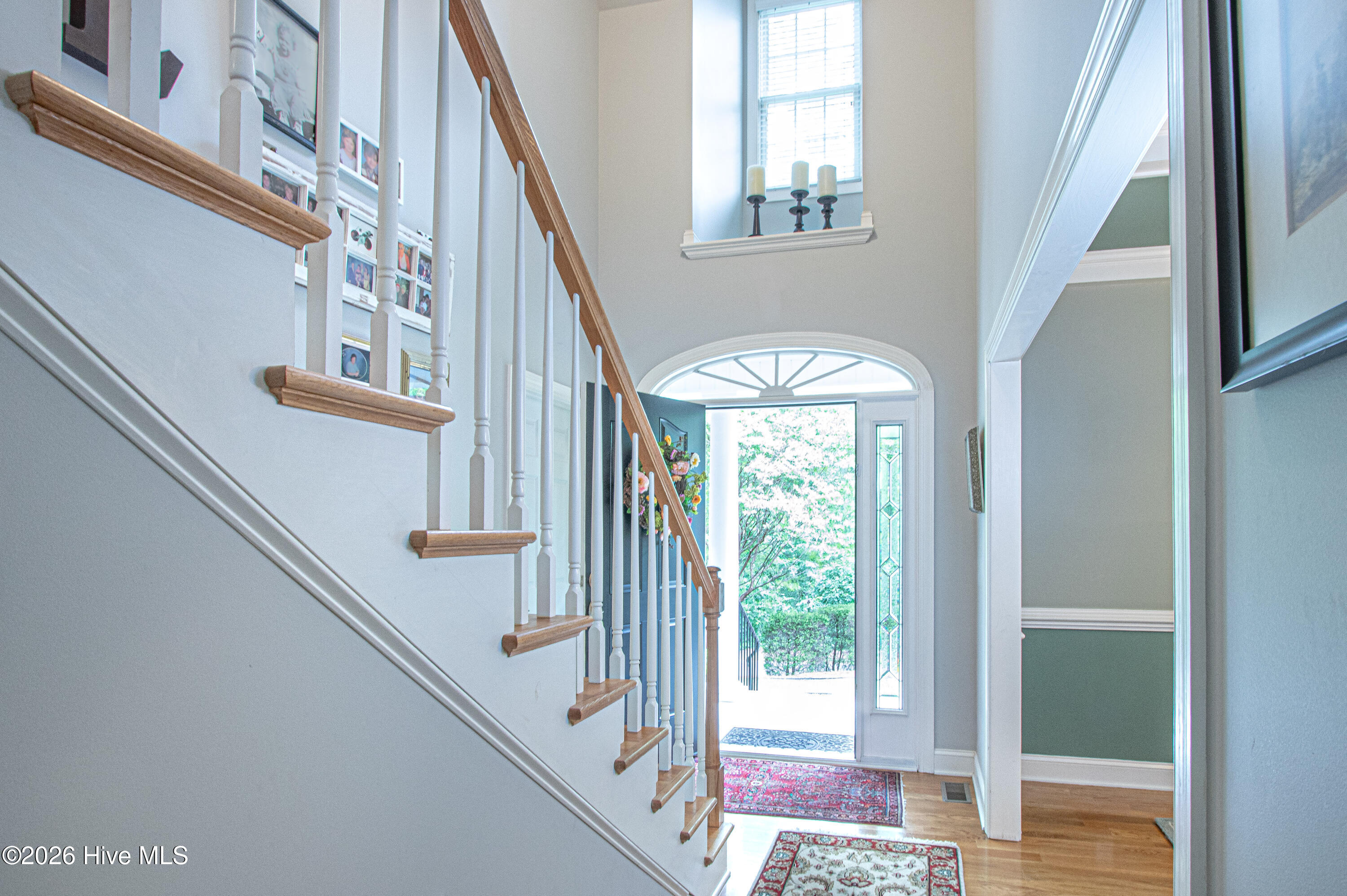 90 Bridle Path Circle Property Photo 8
