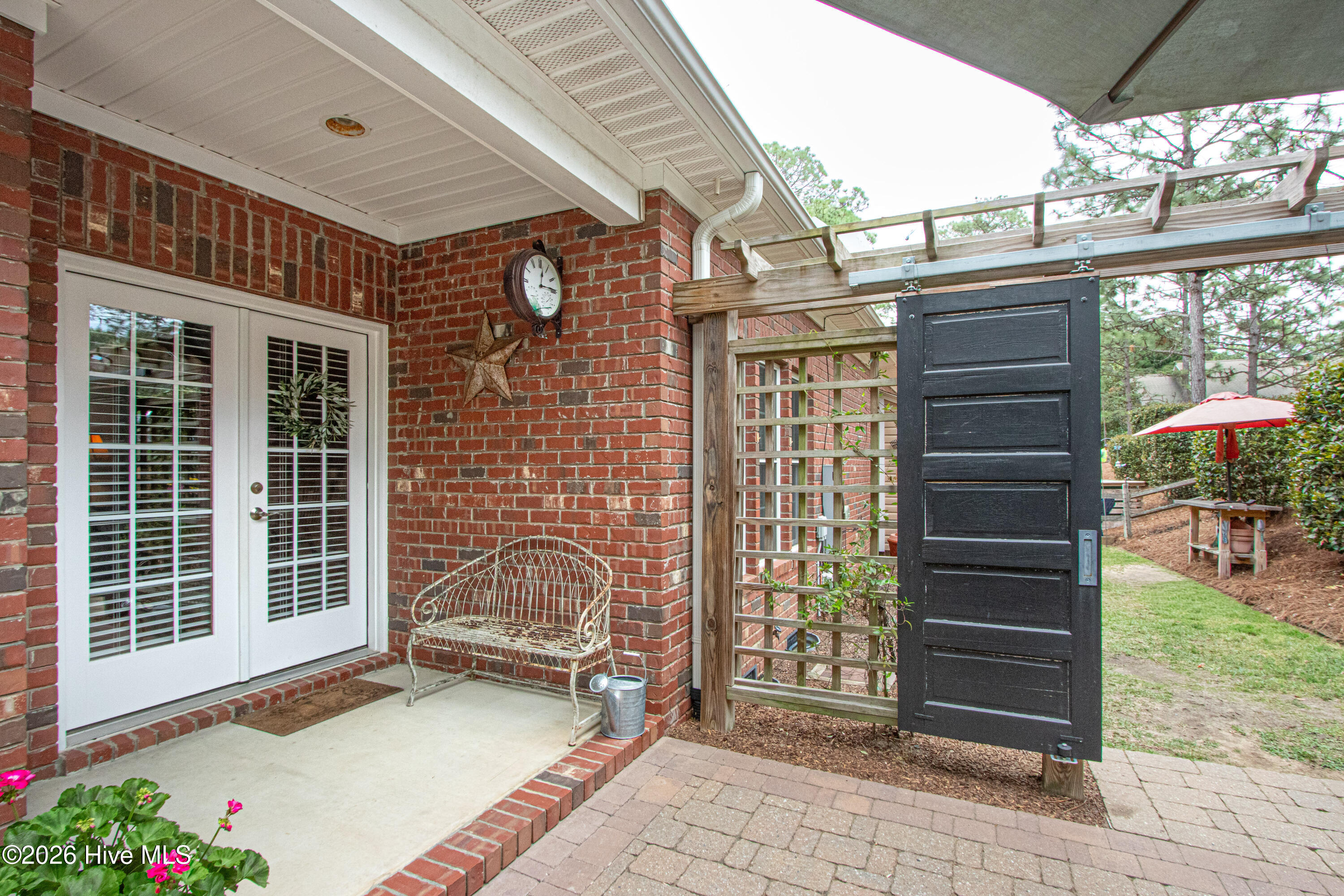 90 Bridle Path Circle Property Photo 20
