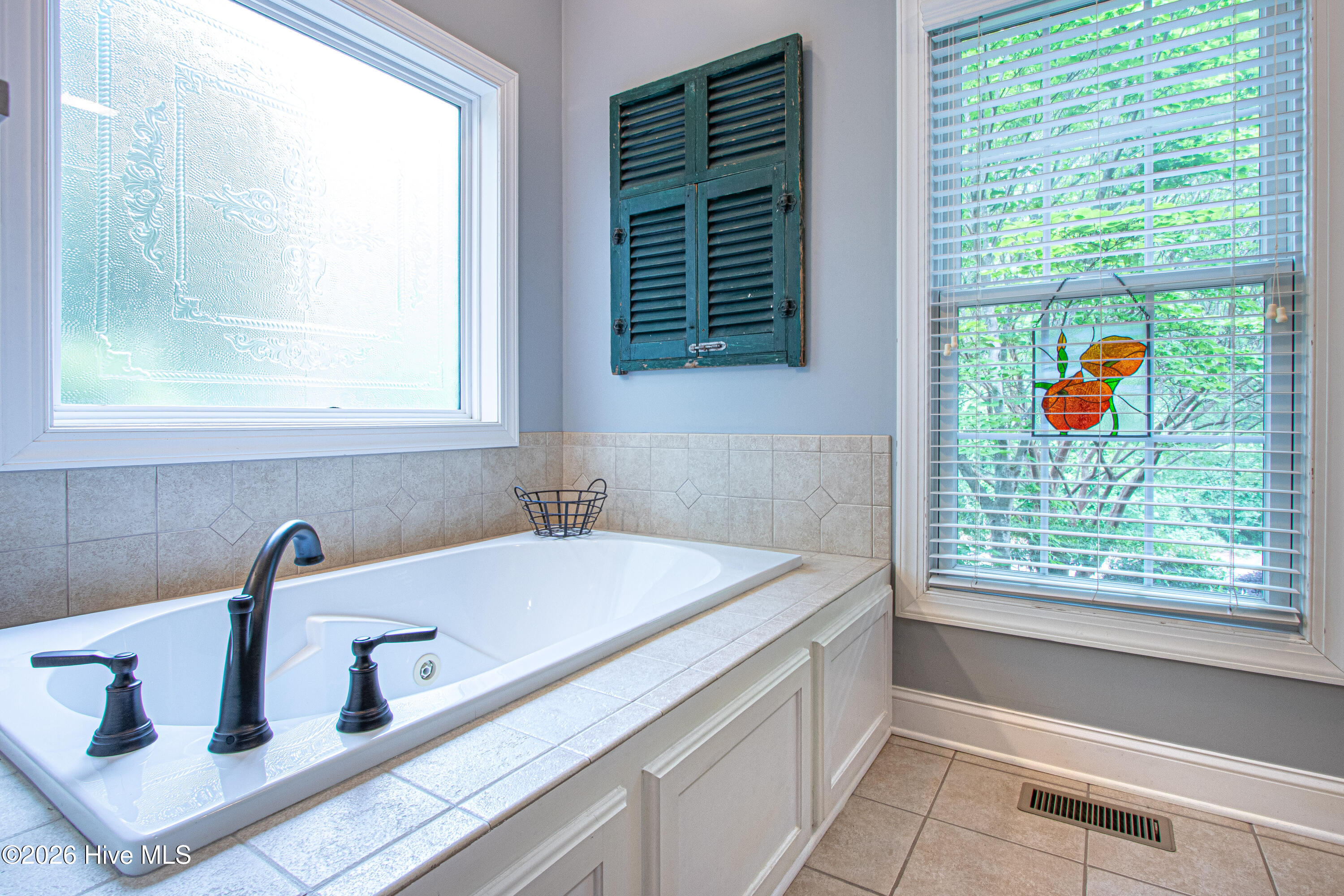90 Bridle Path Circle Property Photo 32