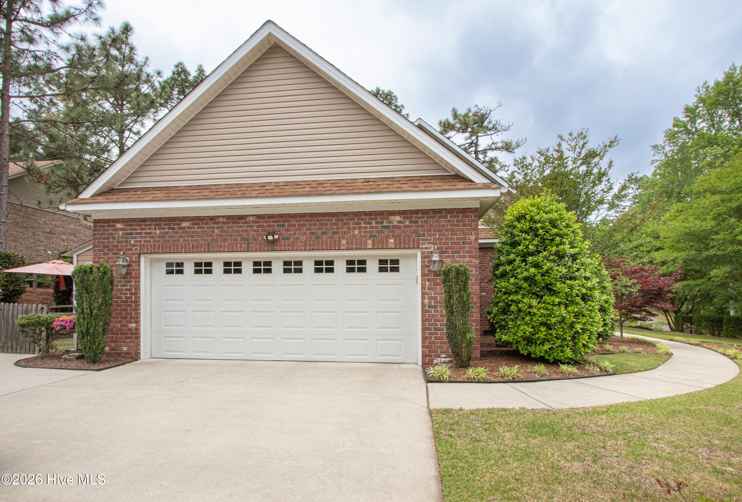 90 Bridle Path Circle Property Photo 54