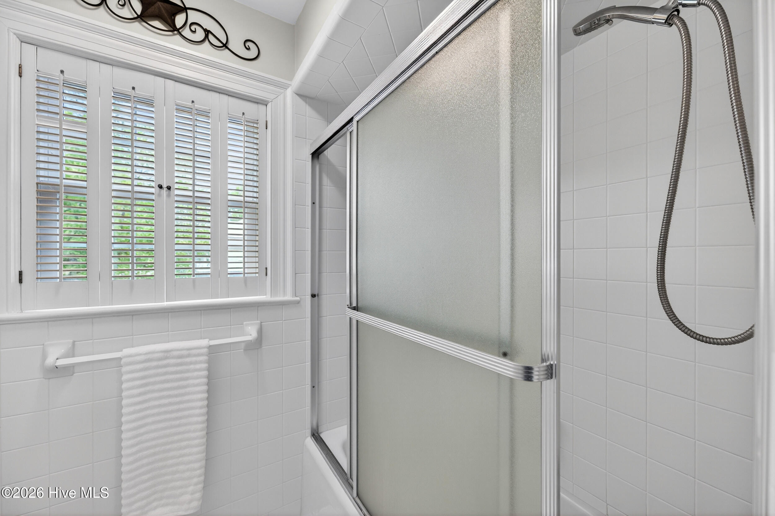200 E Park Avenue Property Photo 36