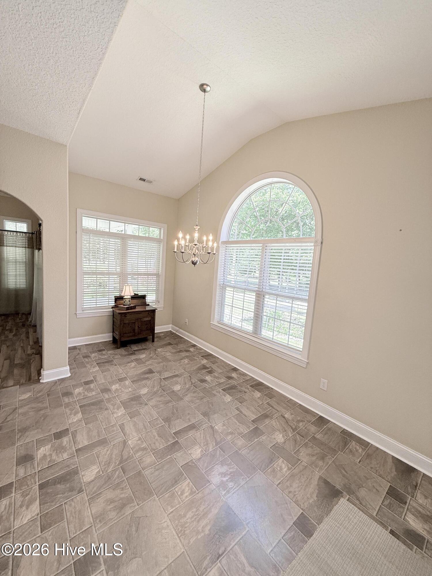 109 Sun Burst Circle Property Photo 19