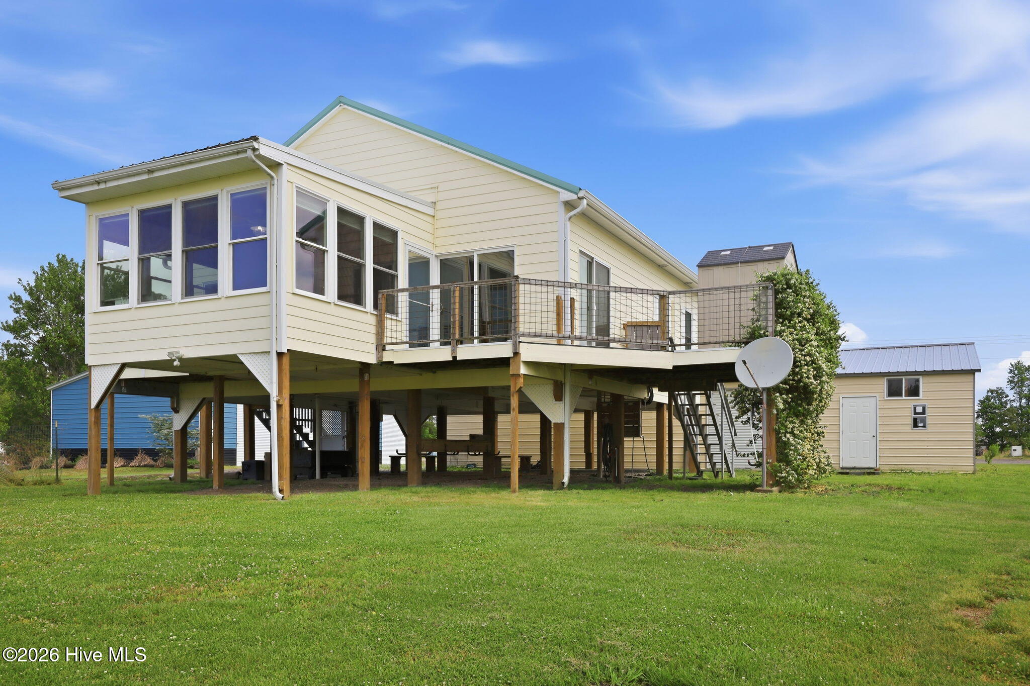 39456 U.s. Highway 264 Property Photo 6