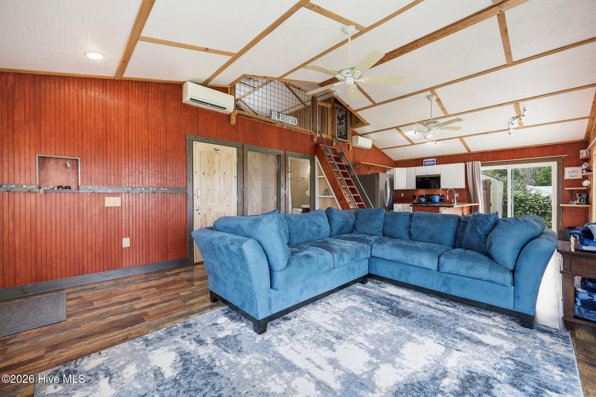 39456 U.s. Highway 264 Property Photo 10