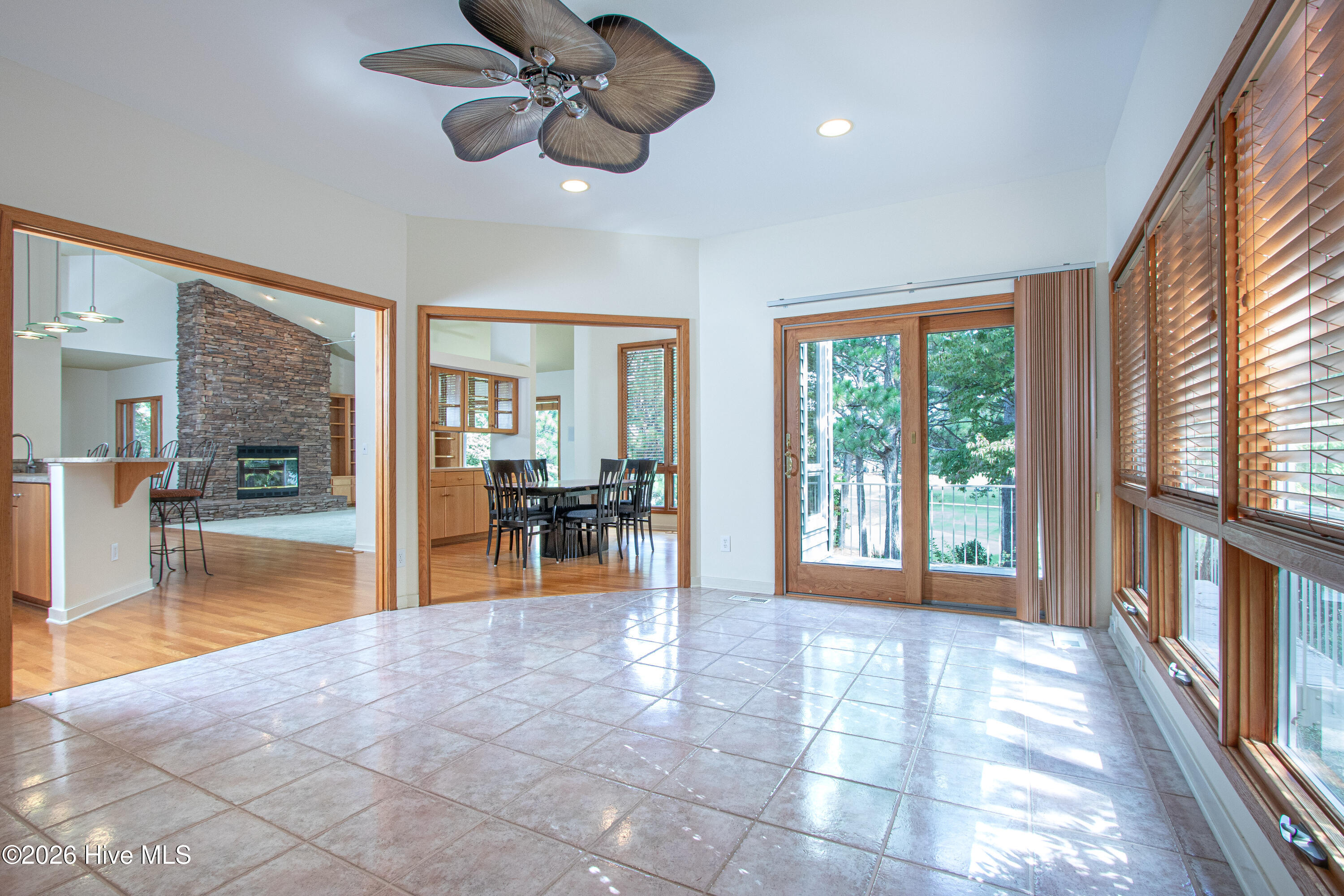 15 Shenecossett Lane Property Photo 24