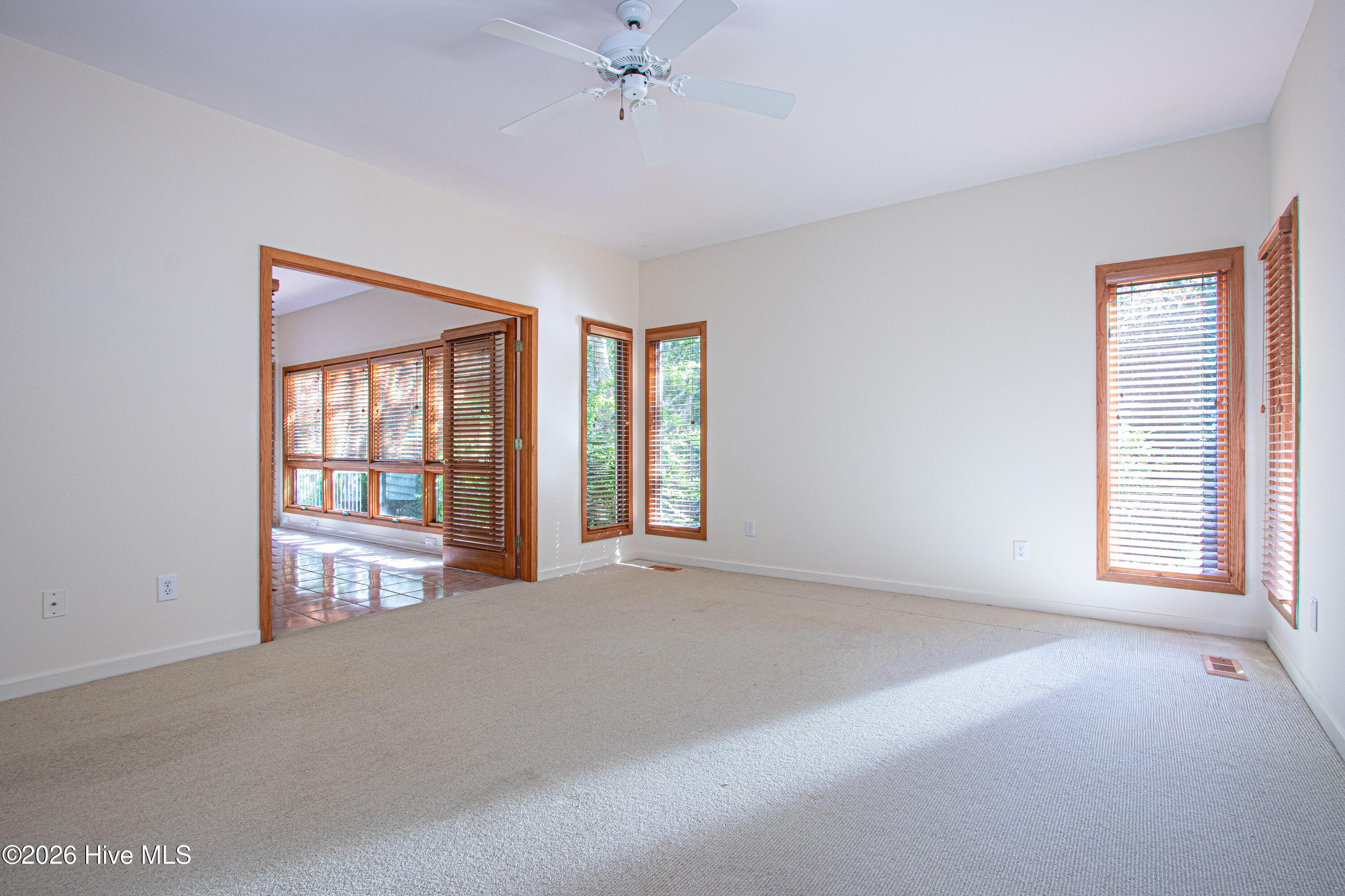 15 Shenecossett Lane Property Photo 26
