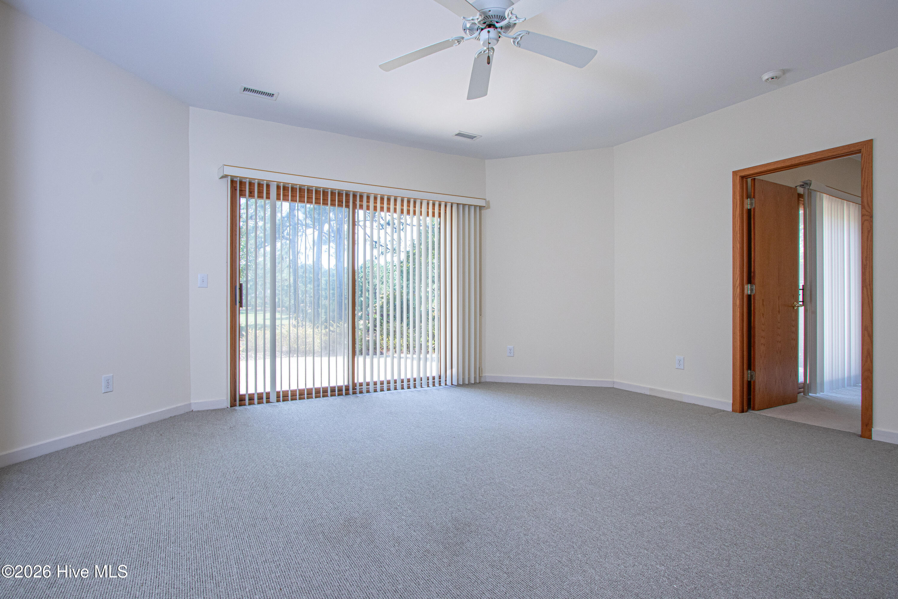 15 Shenecossett Lane Property Photo 30
