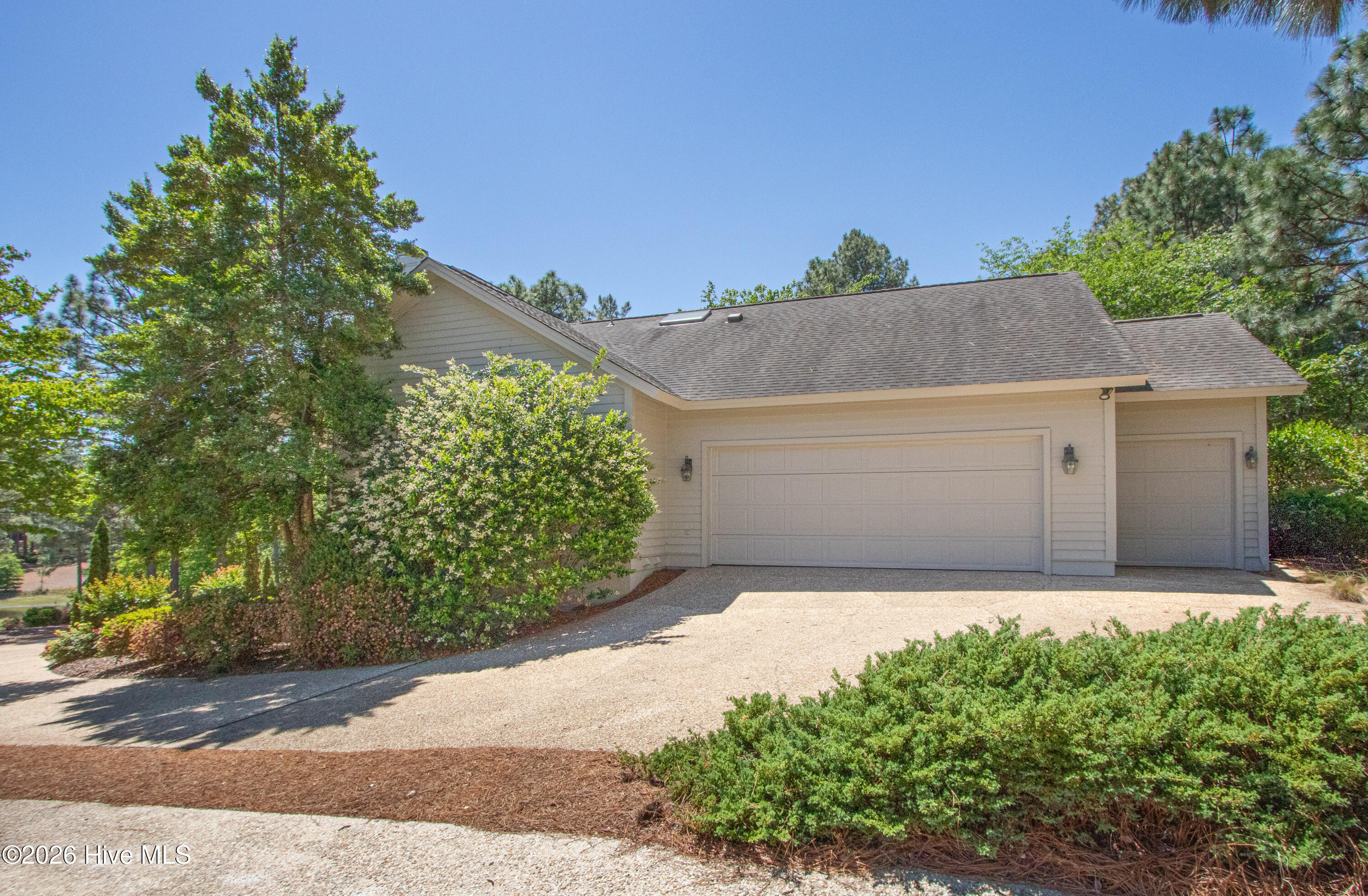 15 Shenecossett Lane Property Photo 46