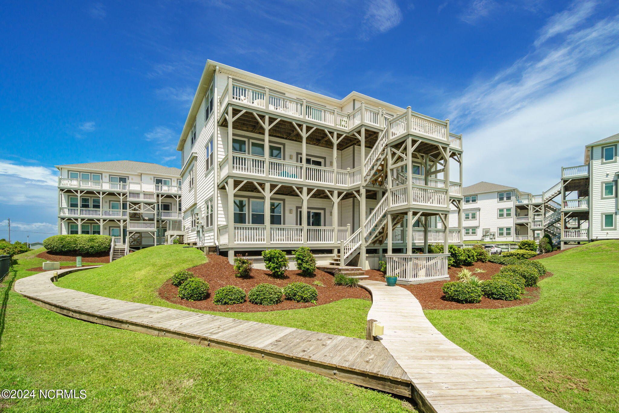 2905 Pointe West Drive B1 Pier Pointe Property Photo 30