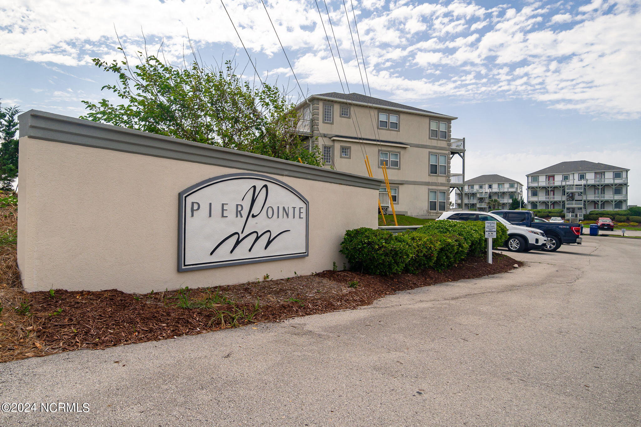 2905 Pointe West Drive B1 Pier Pointe Property Photo 35