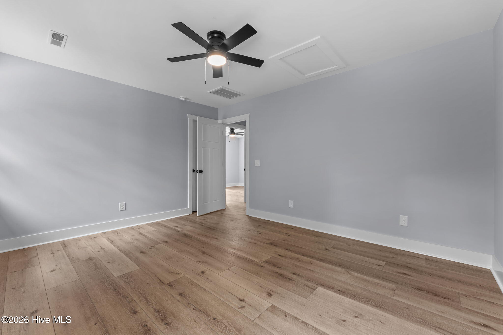50 Dundee Road Property Photo 35