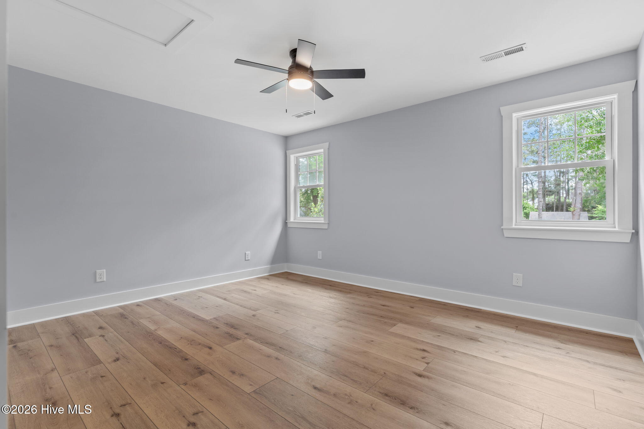 50 Dundee Road Property Photo 40