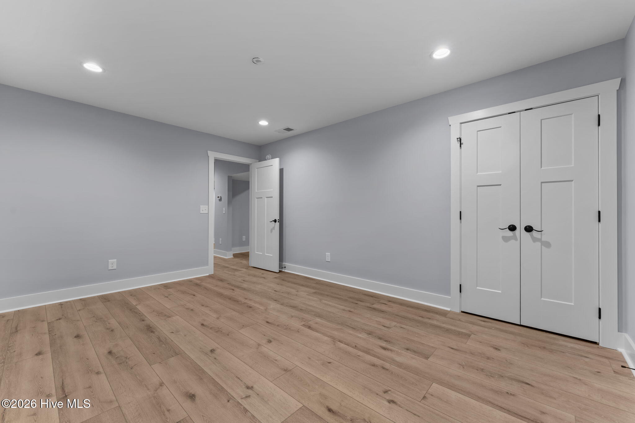 50 Dundee Road Property Photo 51
