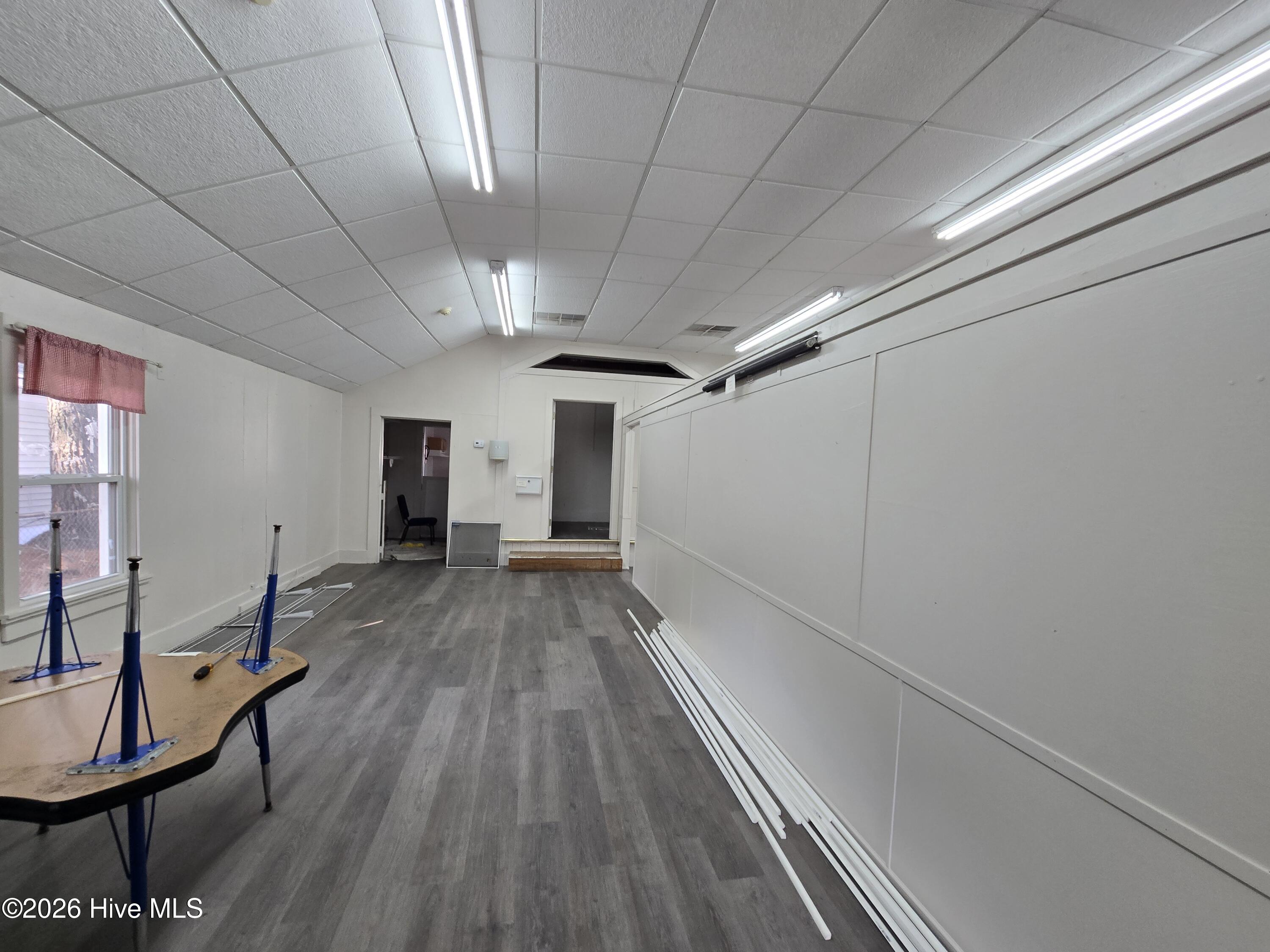 1000 Maple Street Property Photo 2