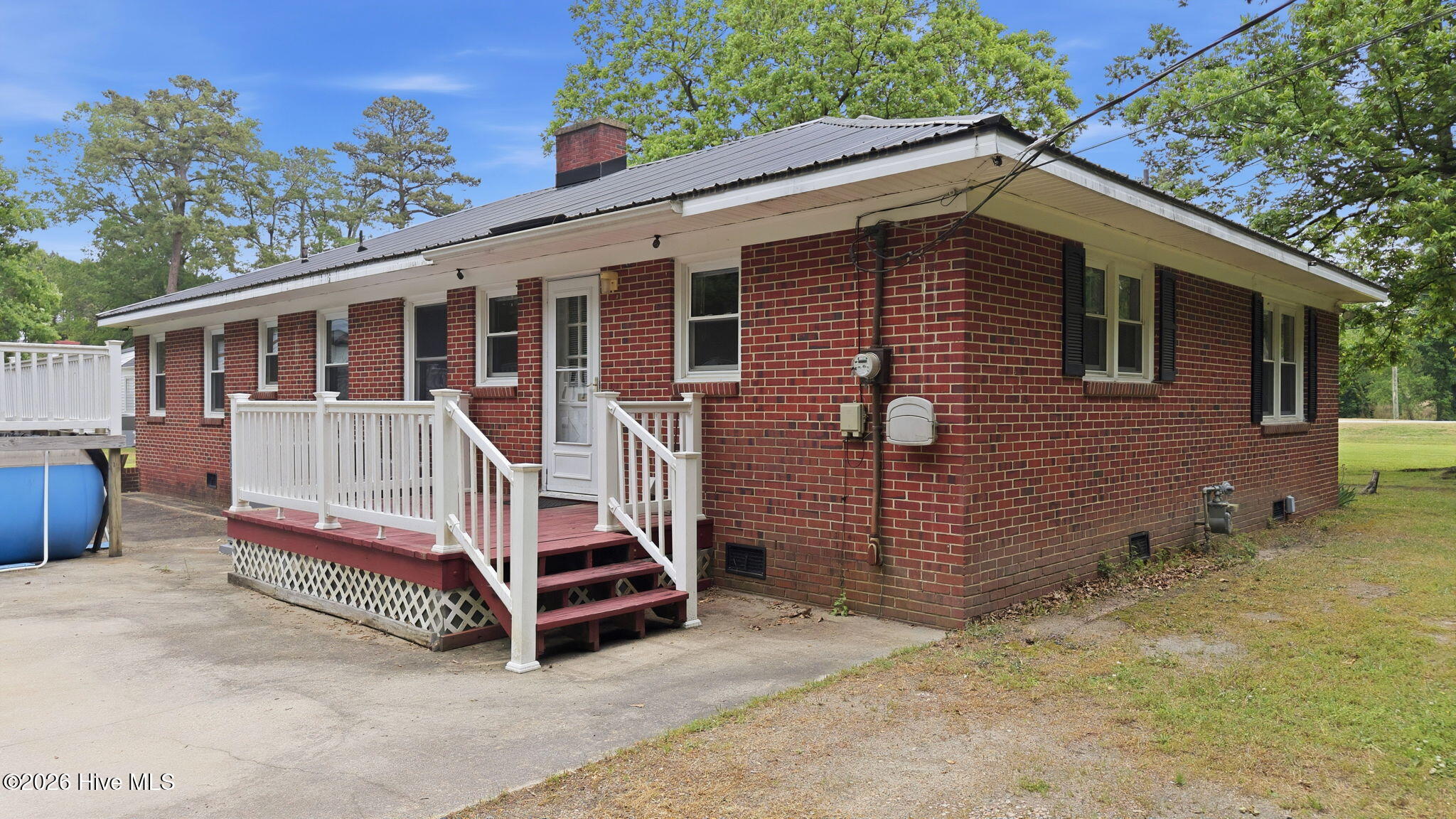 1050 Springfield Road Property Photo 6