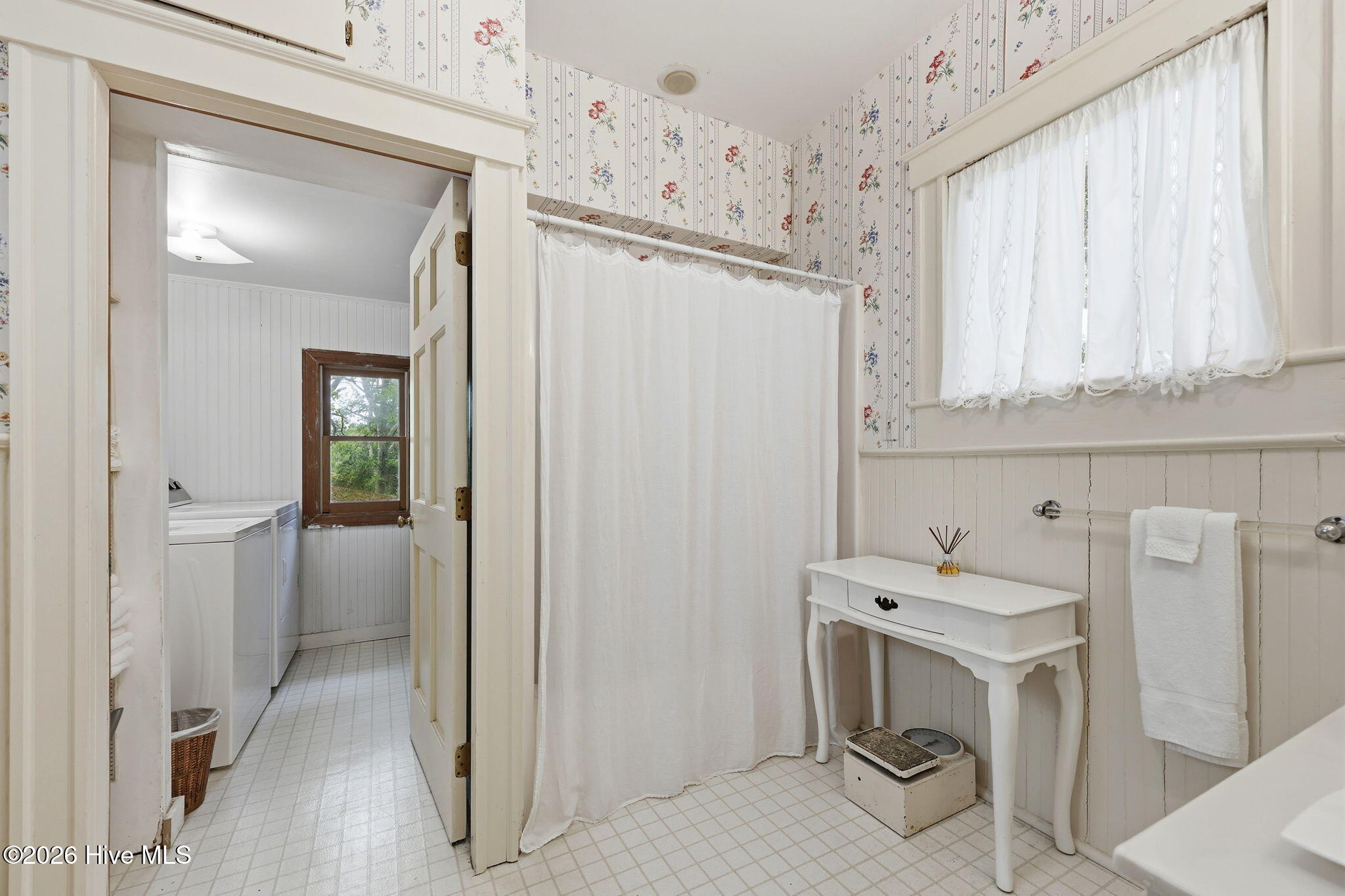 307 Ann Street Property Photo 33