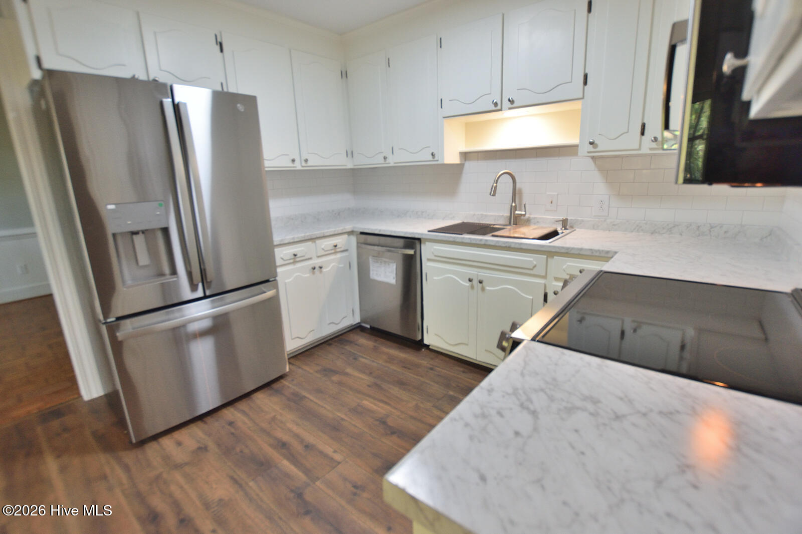 117 Tam O Shanter Drive Property Photo 4
