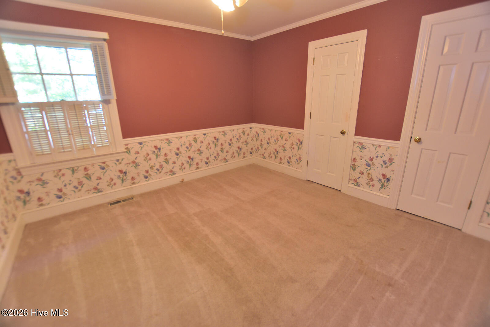117 Tam O Shanter Drive Property Photo 8