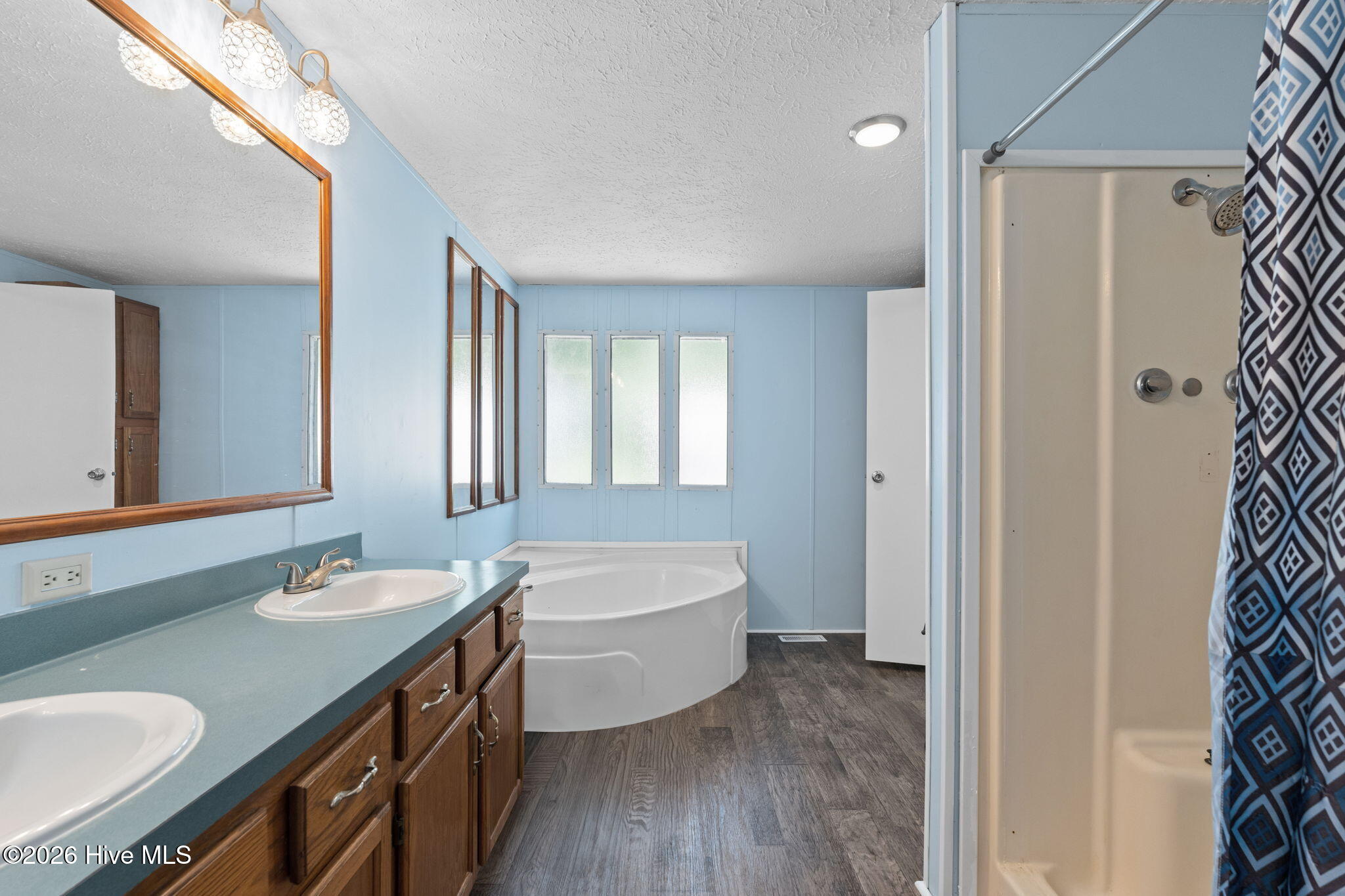51 King Arthur Drive Property Photo 19