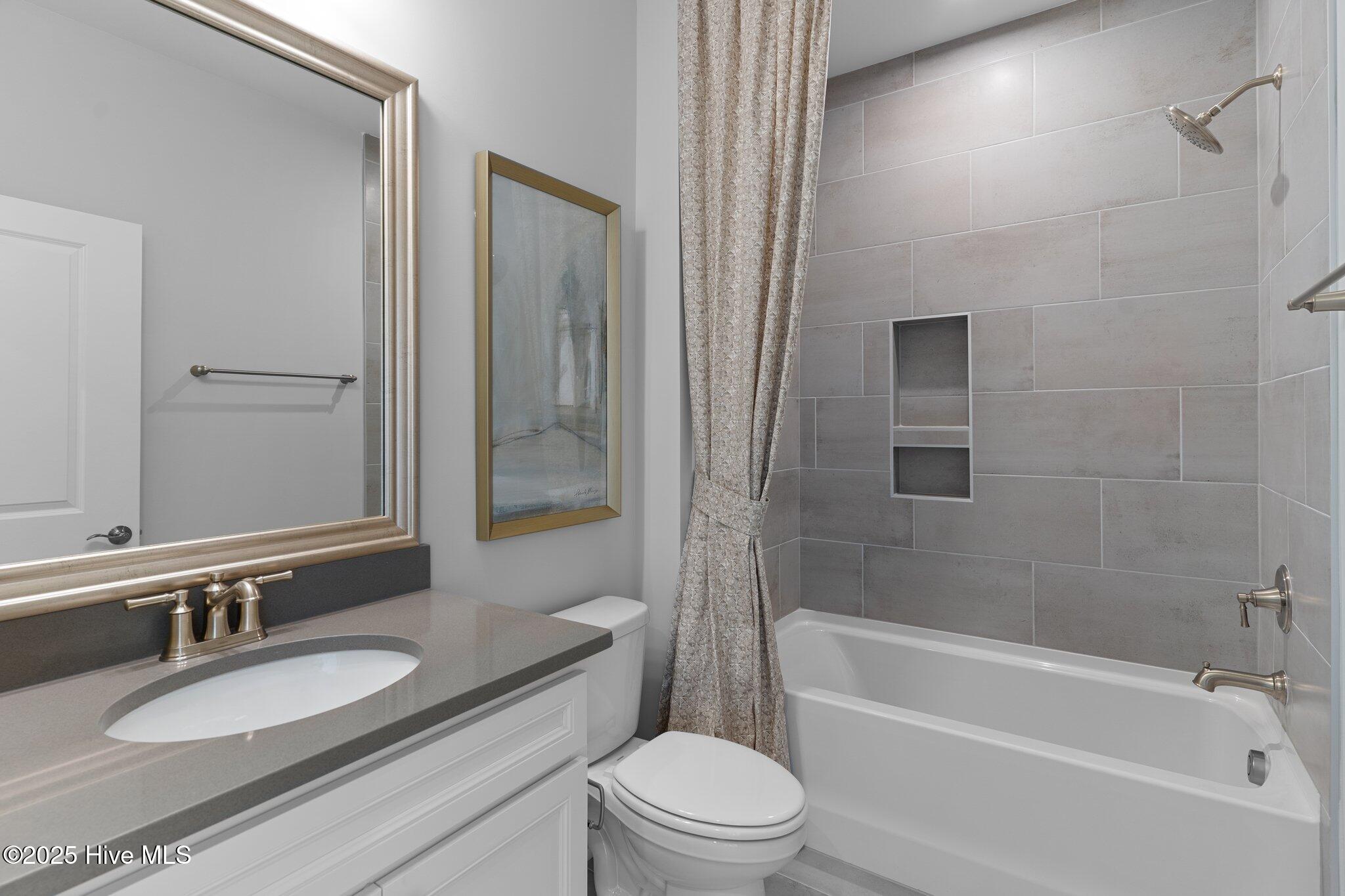 5641 Coral Tide Avenue Property Photo 16