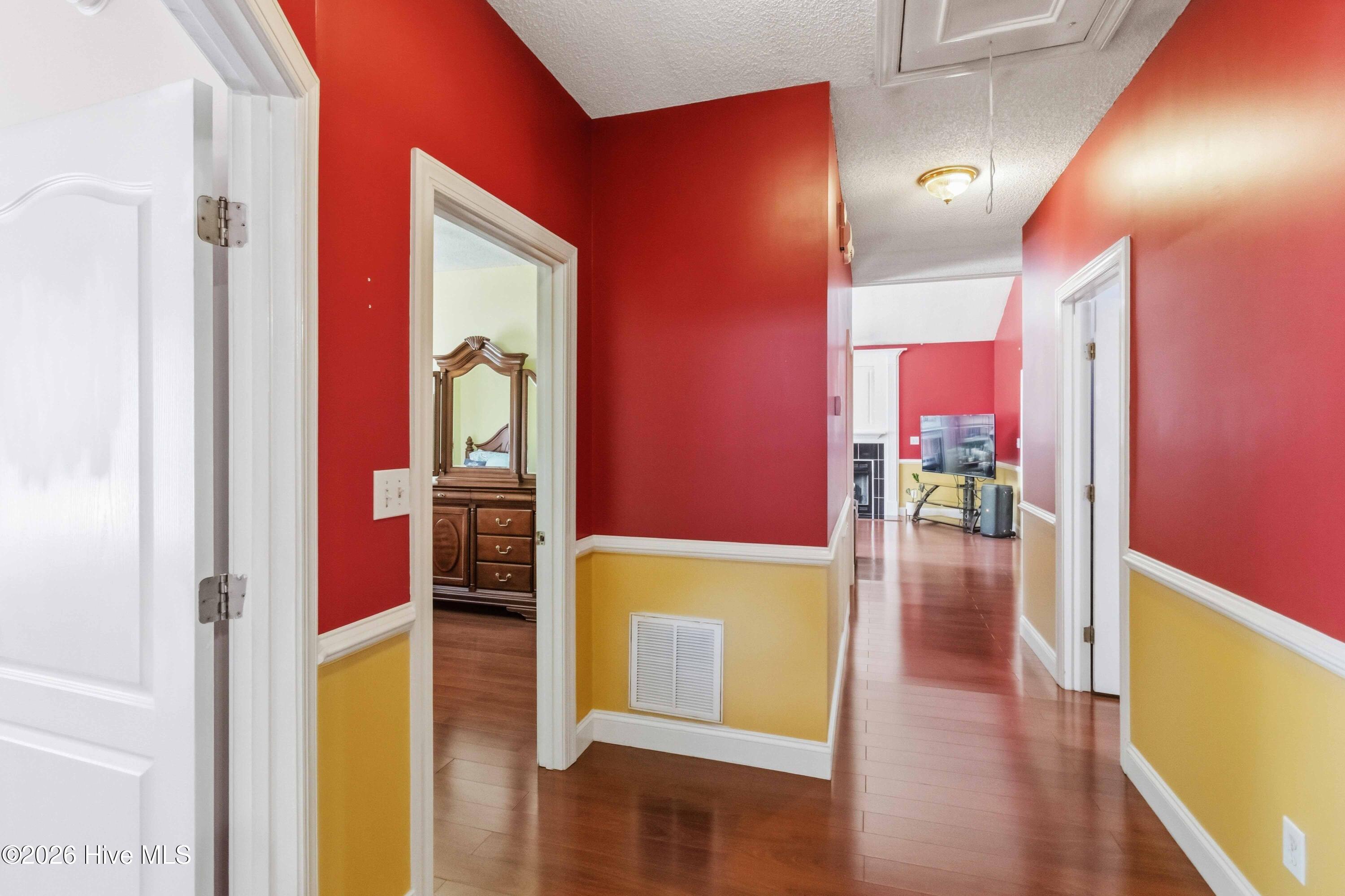 3612 Columbia Avenue Nw Property Photo 6