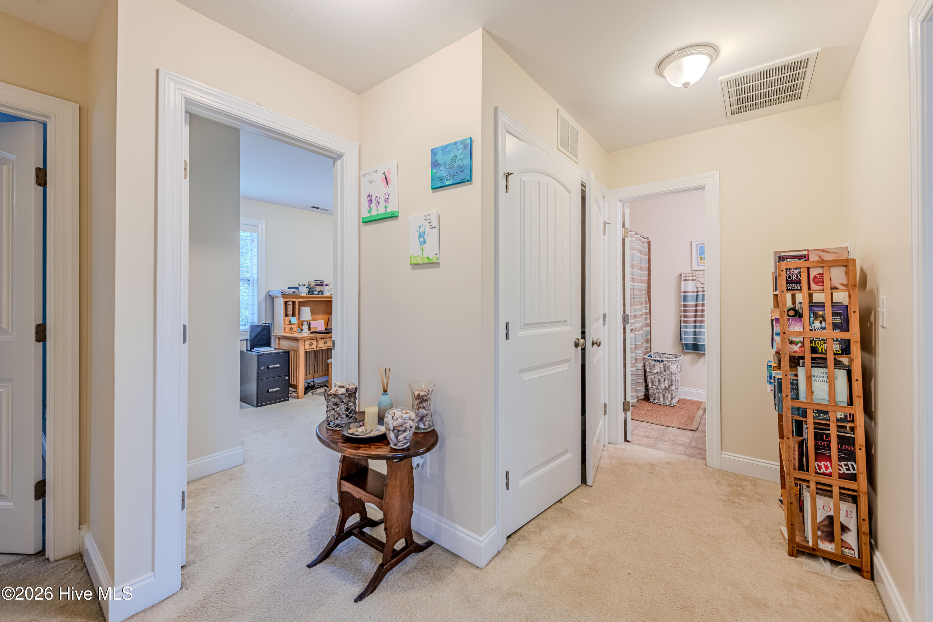 713 Oleander Street Property Photo 14