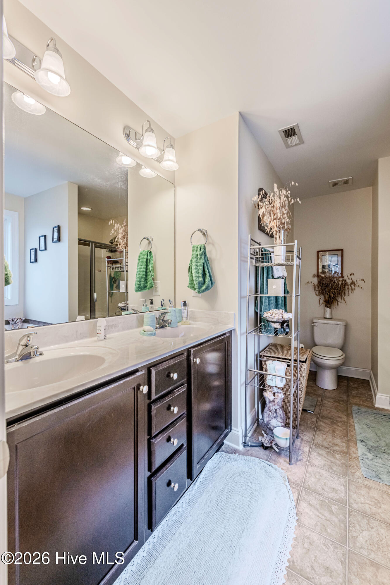 713 Oleander Street Property Photo 19