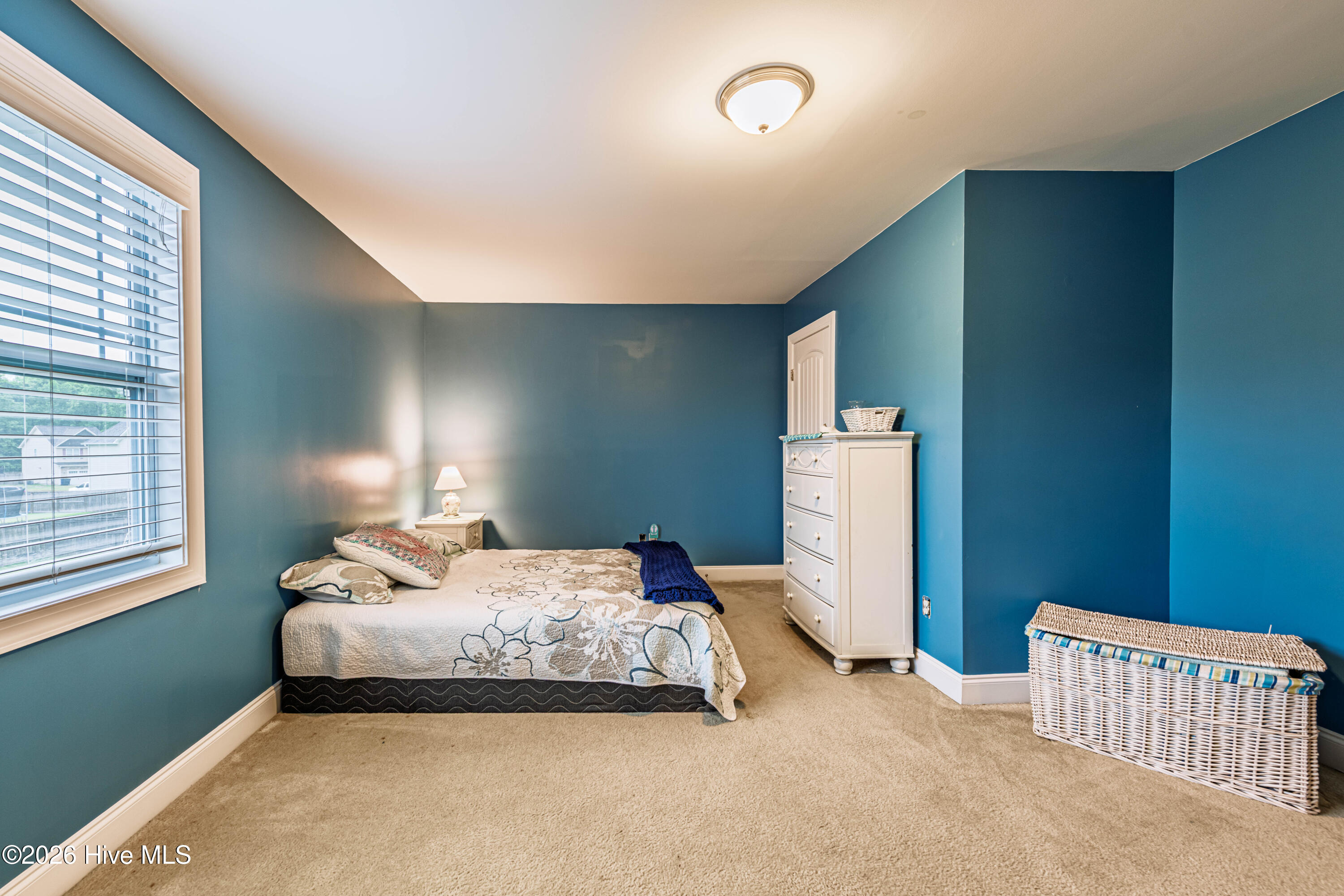 713 Oleander Street Property Photo 25