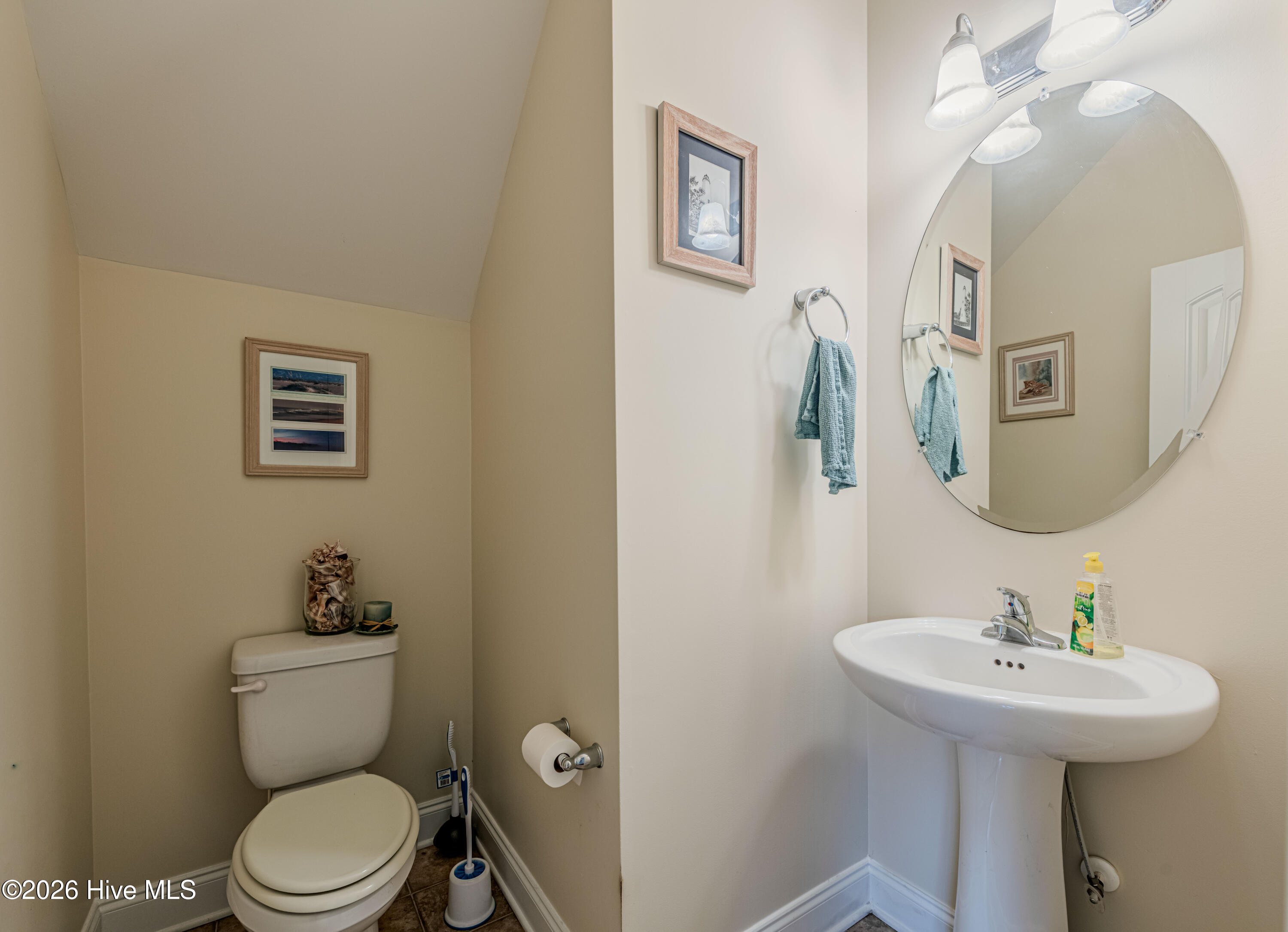 713 Oleander Street Property Photo 29