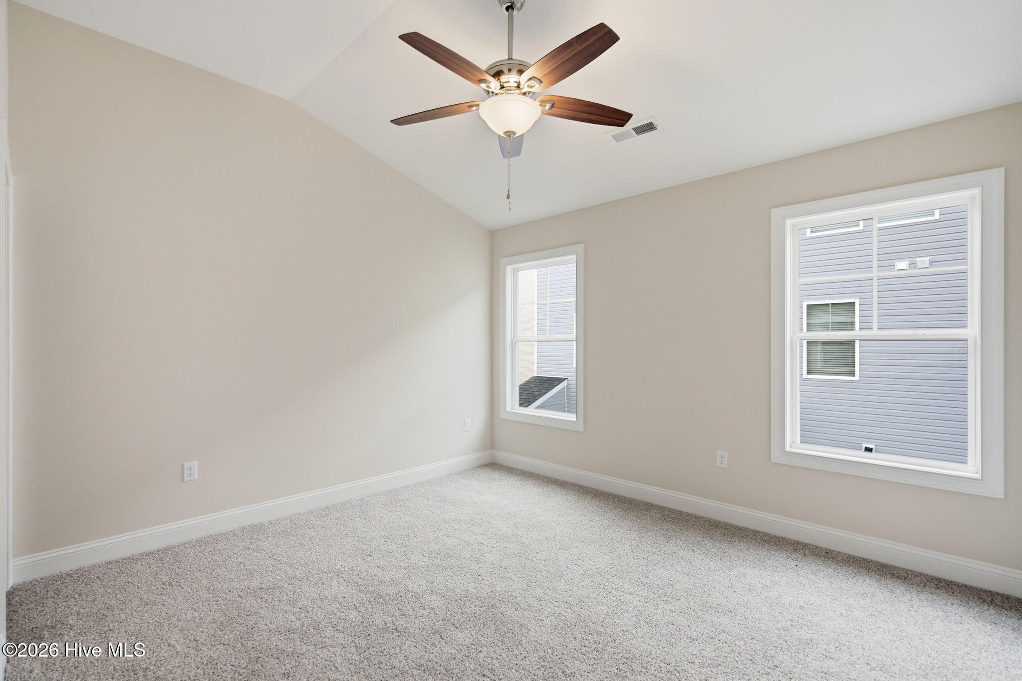 208 Sandy Cove Lane Property Photo 11