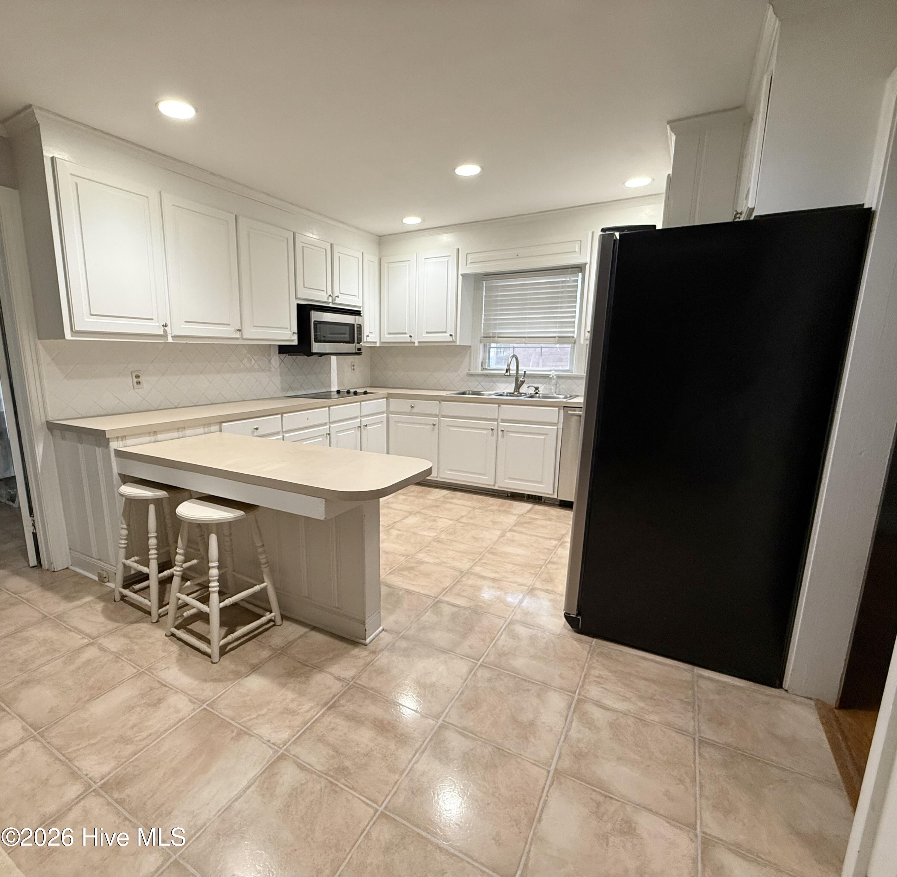 2106 Southview Drive Property Photo 7