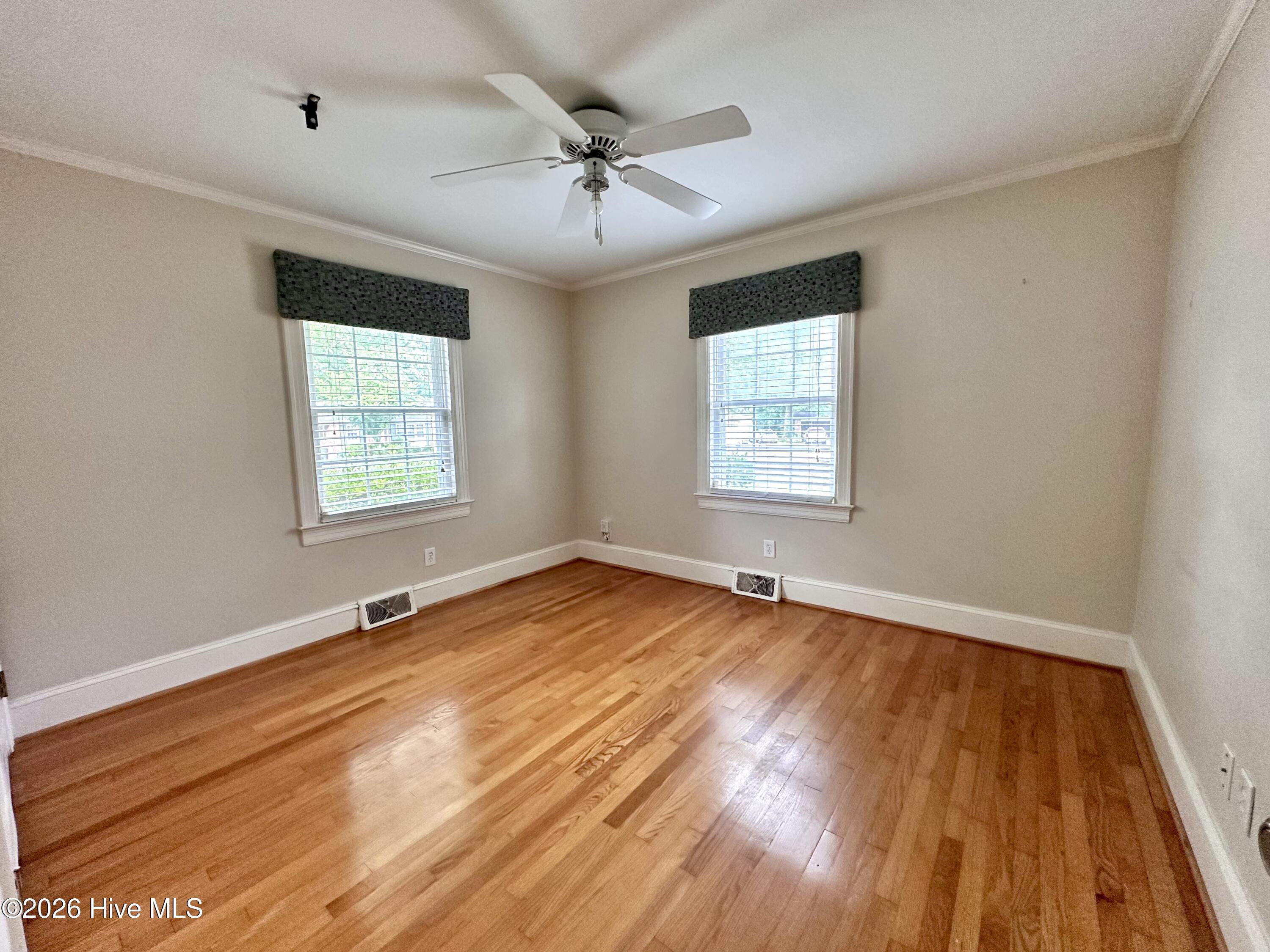 2106 Southview Drive Property Photo 15