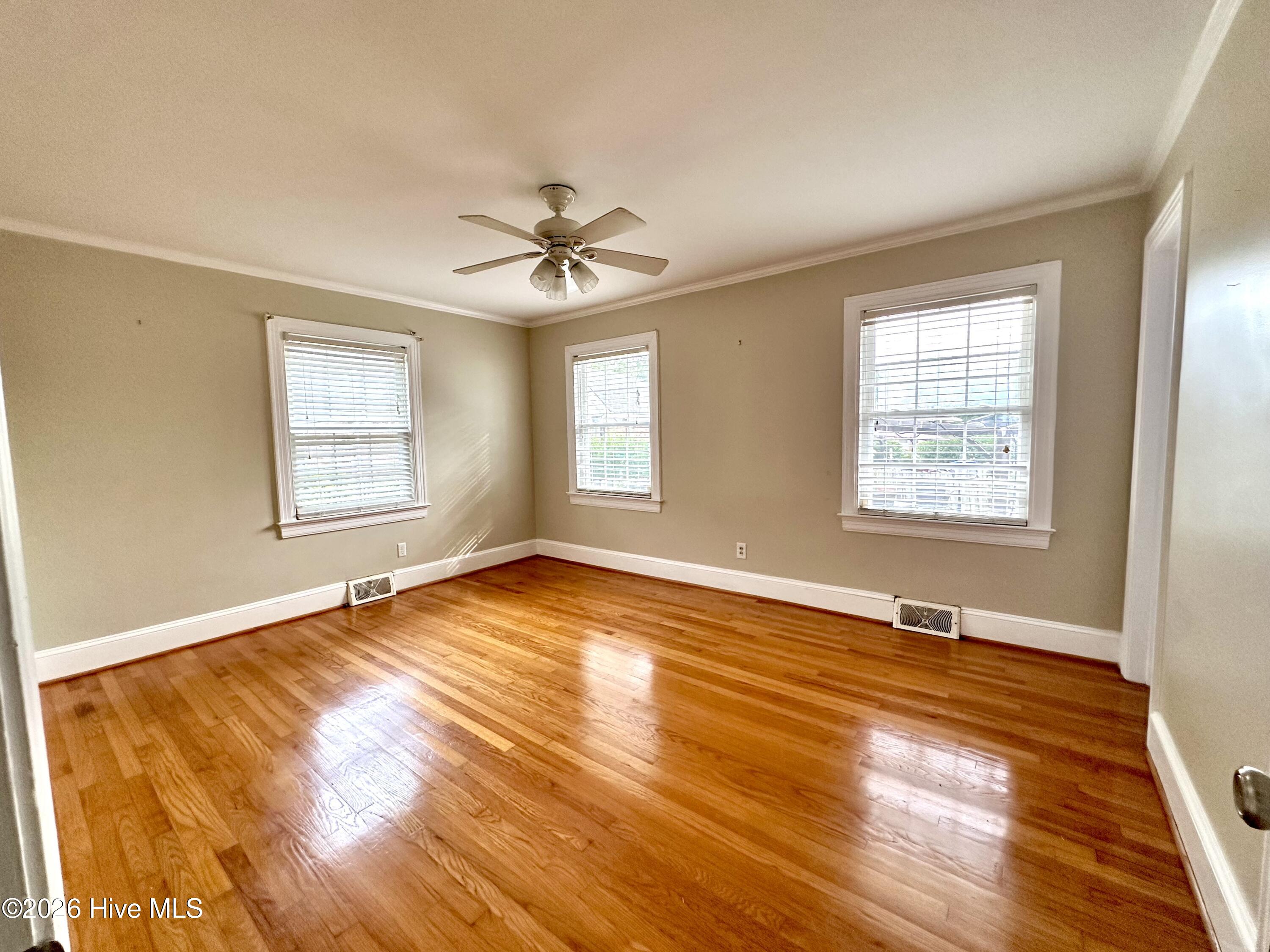 2106 Southview Drive Property Photo 17