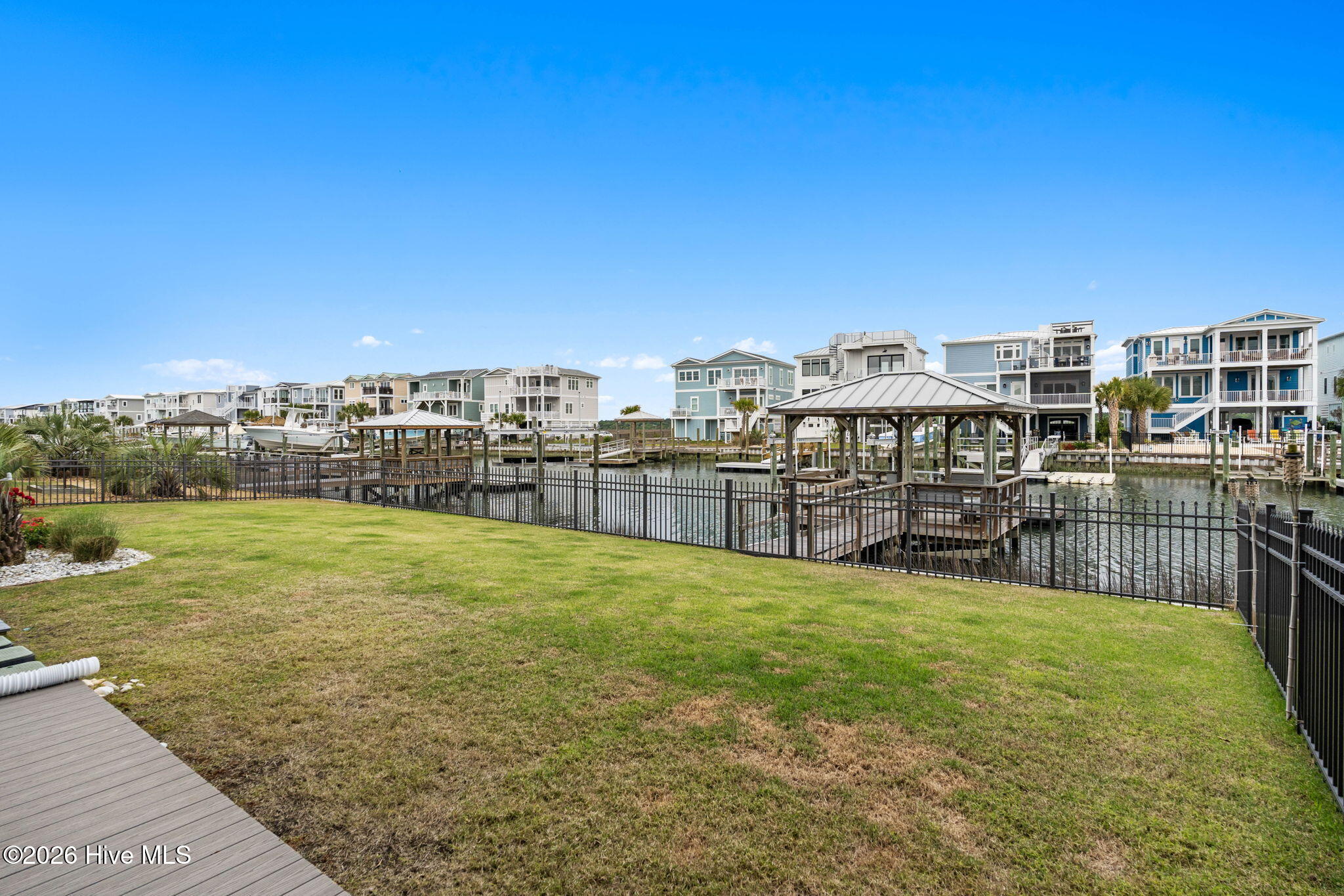 1515 N Shore Drive Property Photo 79