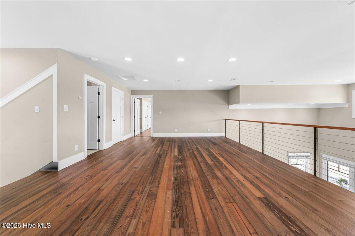 1000 Lakebay Road Property Photo 35